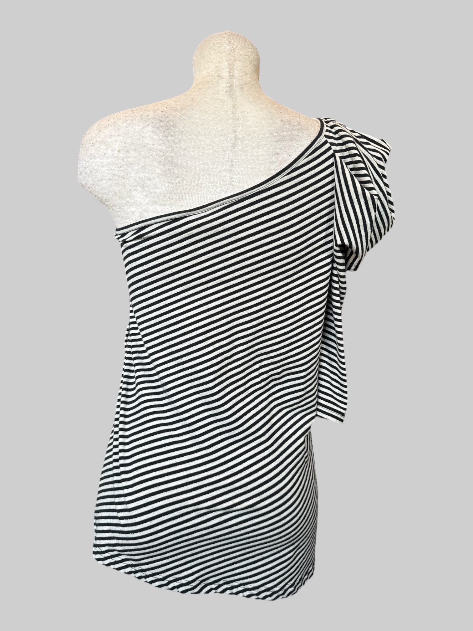 L One shoulder black and white striped top with embellished shoulder and belt loops