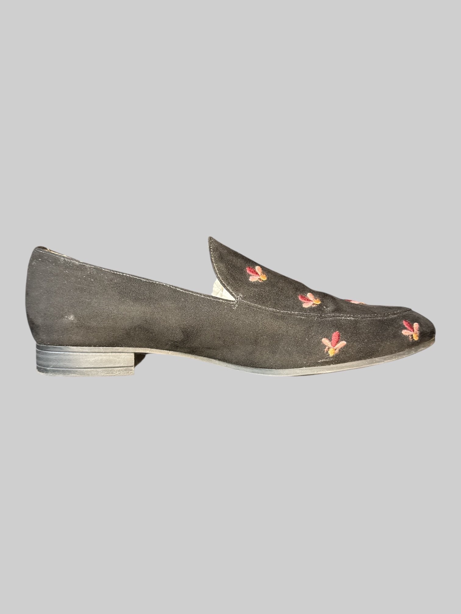 Size 6 Black suede like shoes with small heel and pink floral embroidery