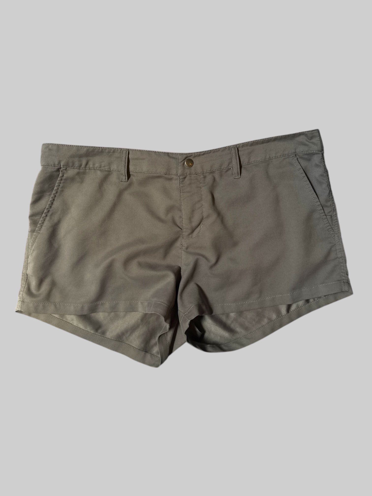 XL Grey athletic shorts