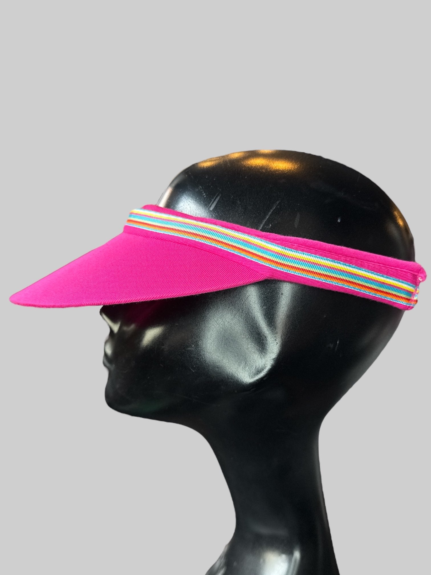 Pink cotton visor with rainbow strip