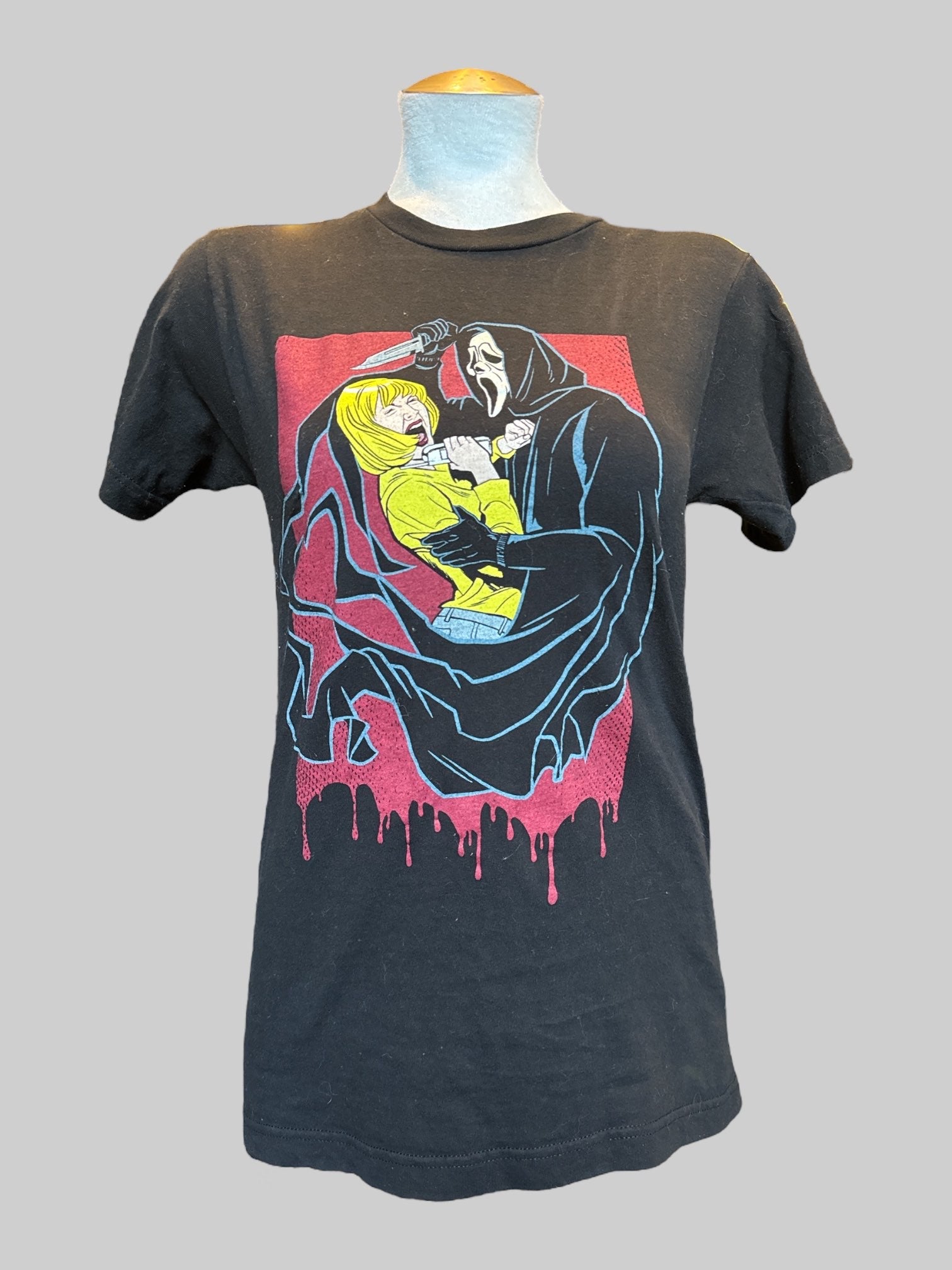 S black Casey and ghostface graphic tee