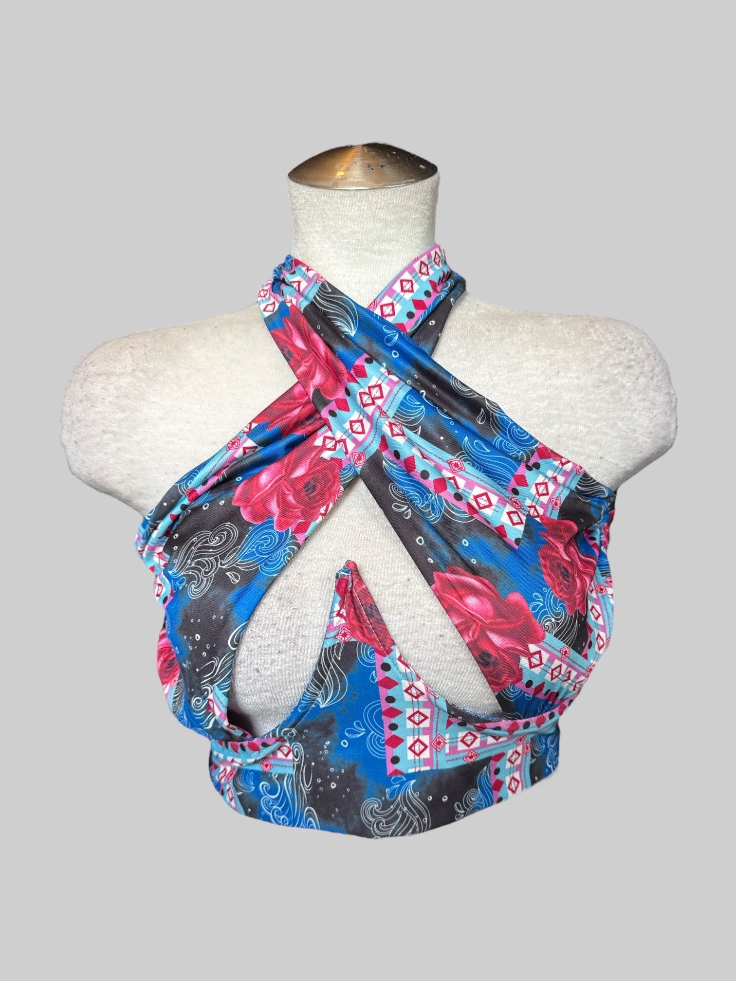 2X Multi pattern crossed front straps top