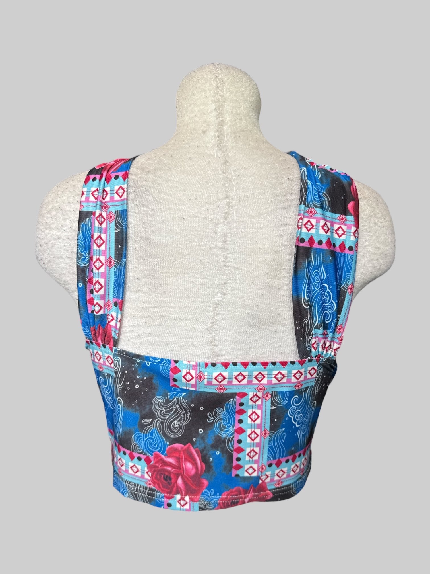 2X Multi pattern crossed front straps top