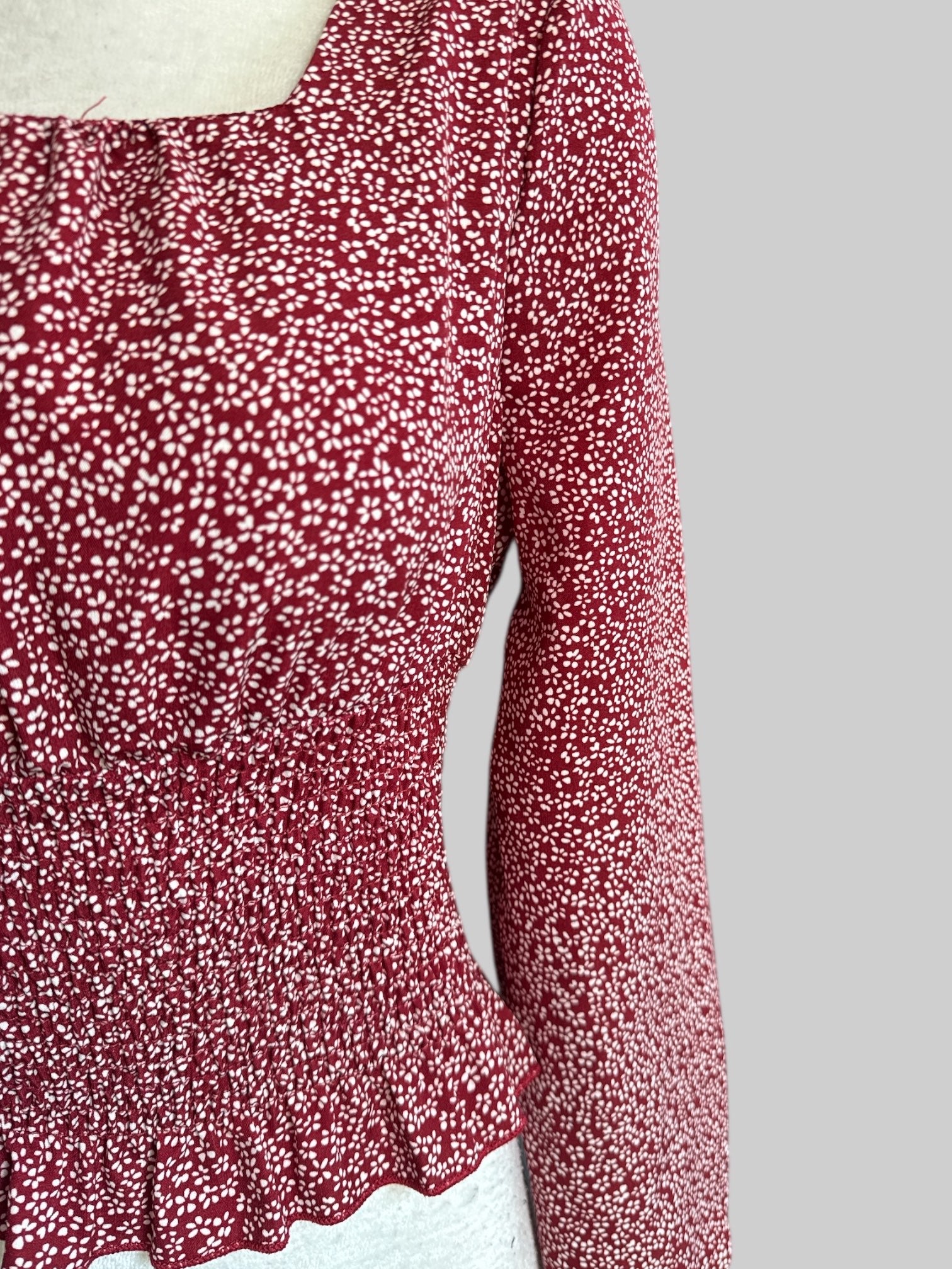 M Red floral top with shirred bodice and balloon sleeves