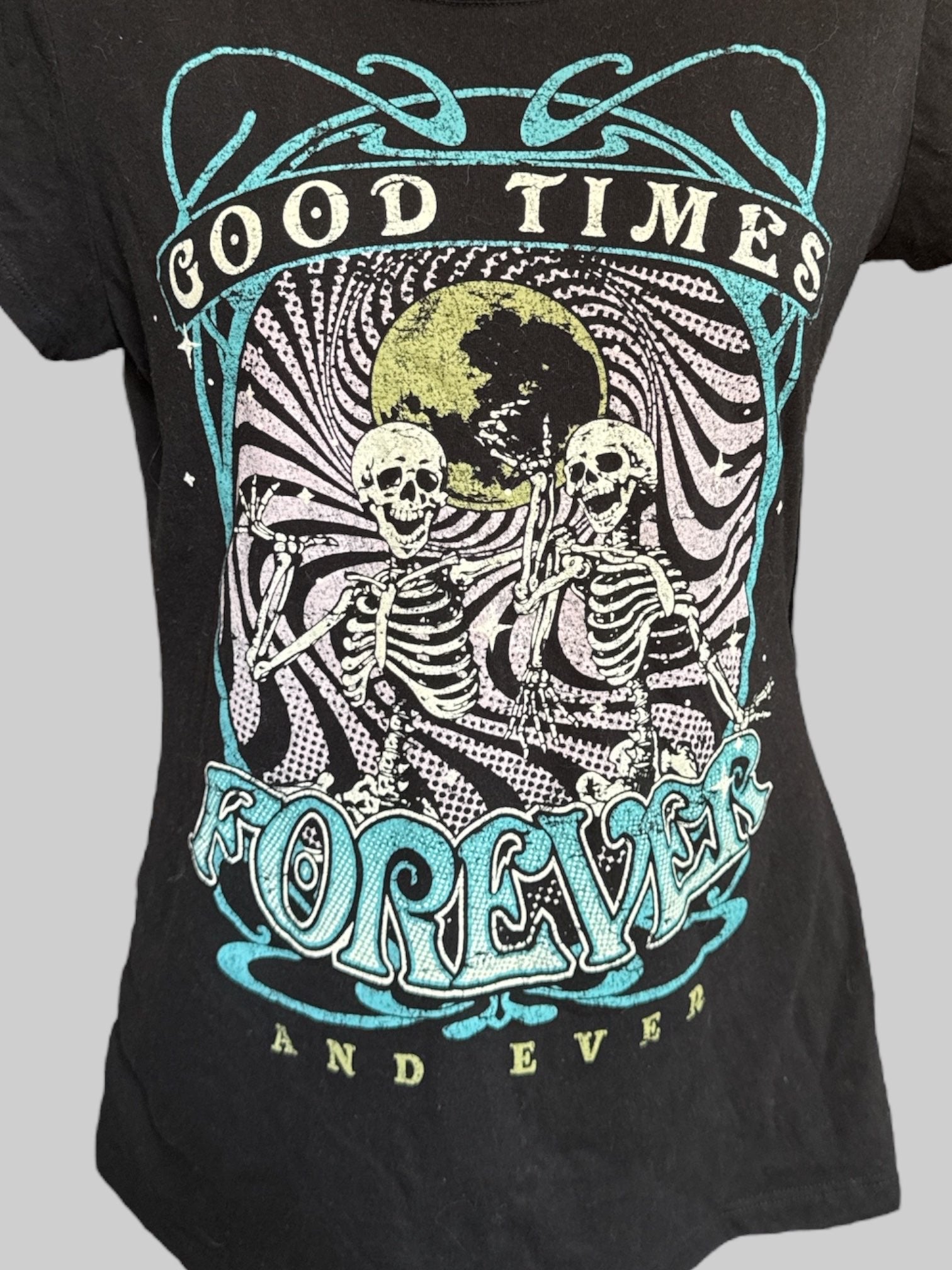 0X Black “Good times forever and ever” graphic tee