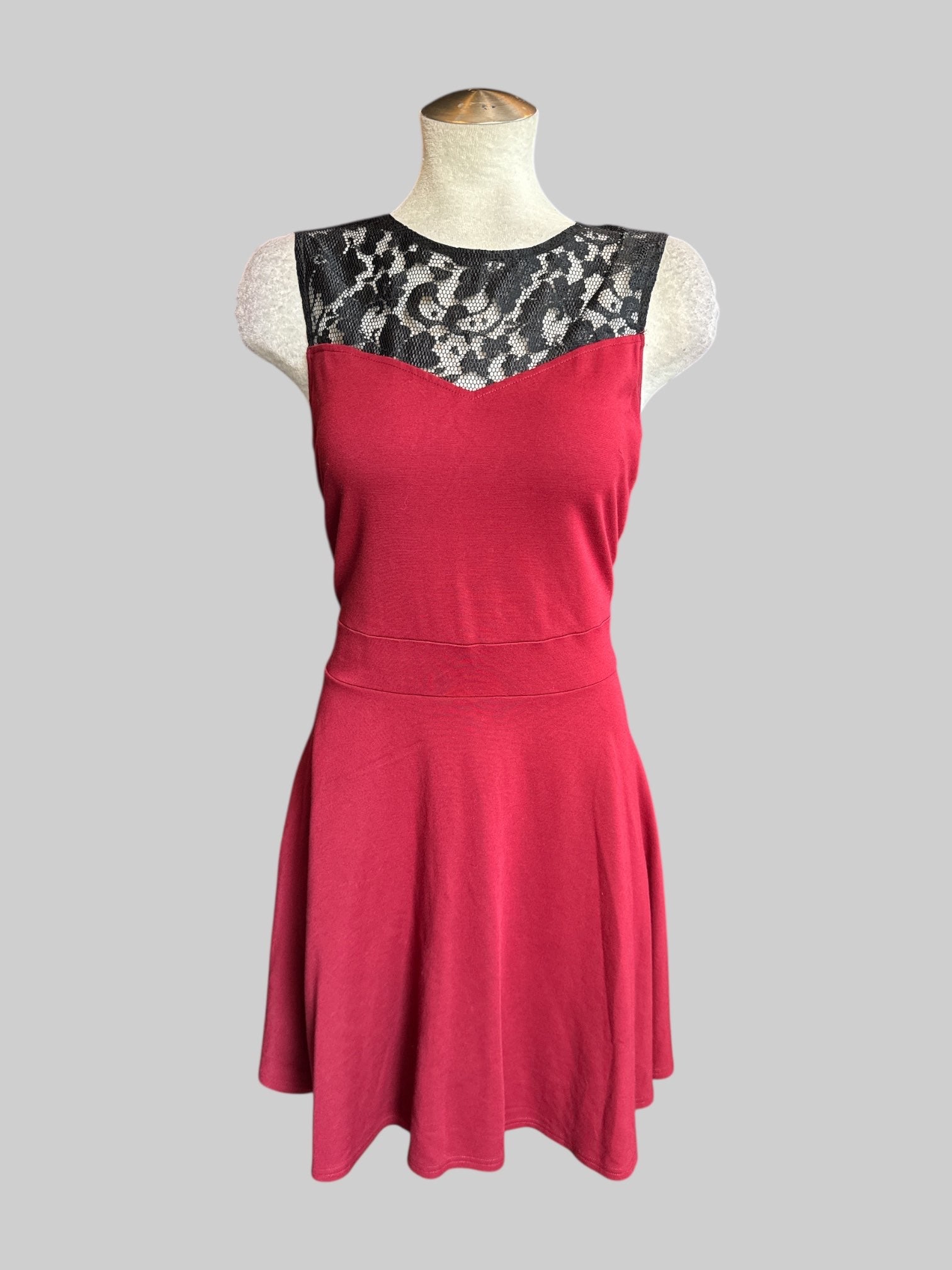 XL Red A-line dress with black lace chest