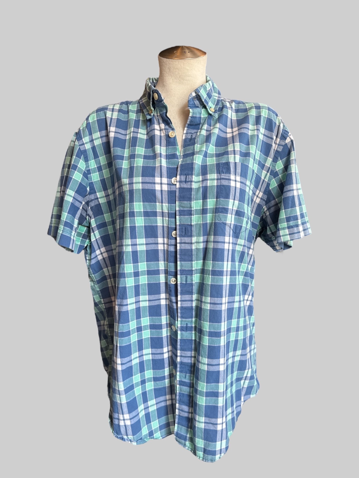 1X Blue plaid short sleeve button down