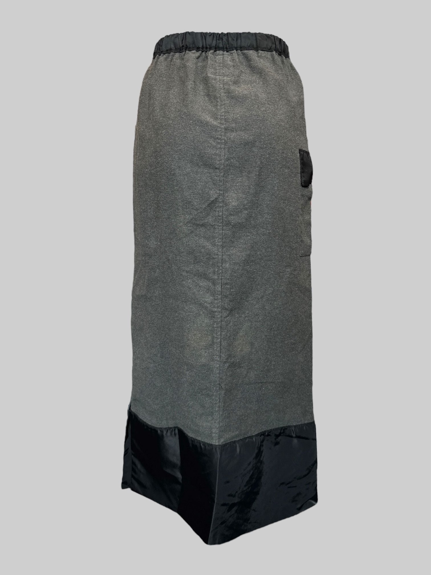 M Black and grey maxi skirt with pocket and zip up side slit