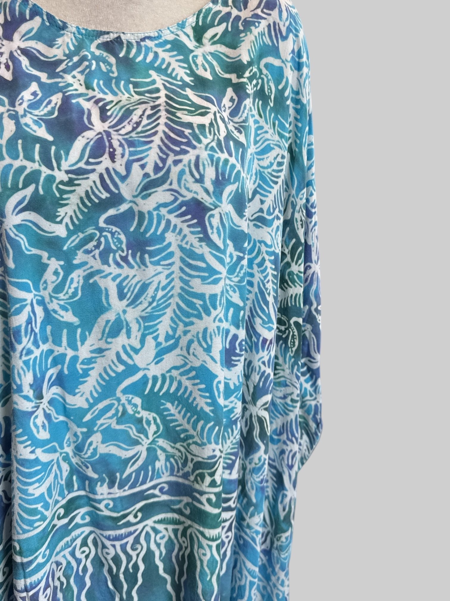 0X Blue floral caftan with tassels