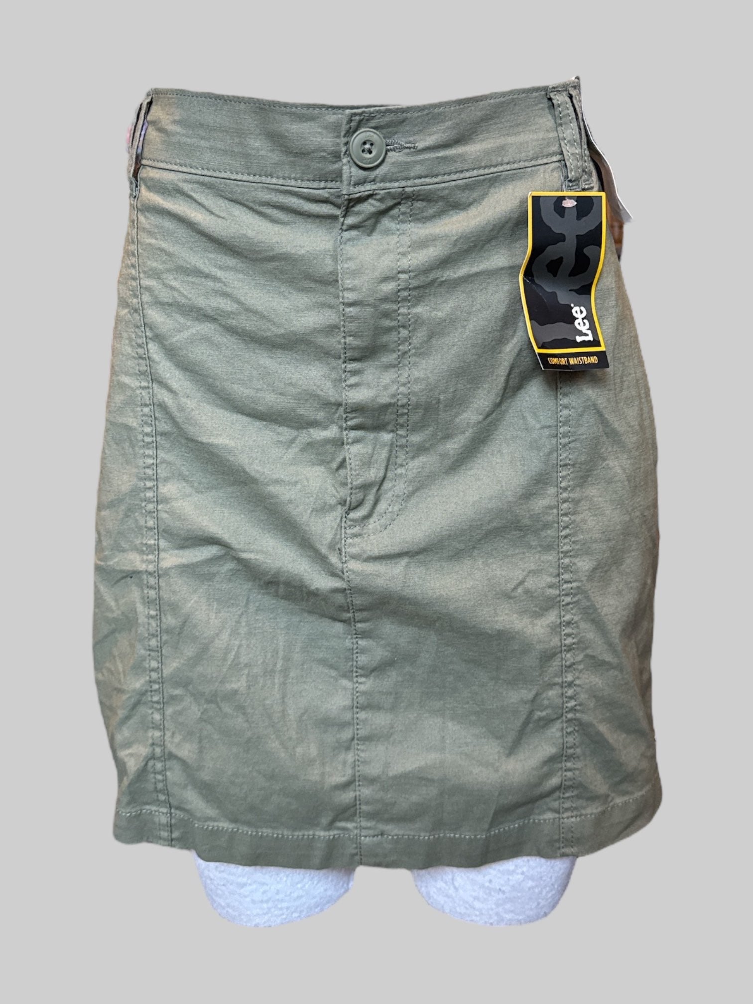 0X NWT Green skort with pockets and belt loops