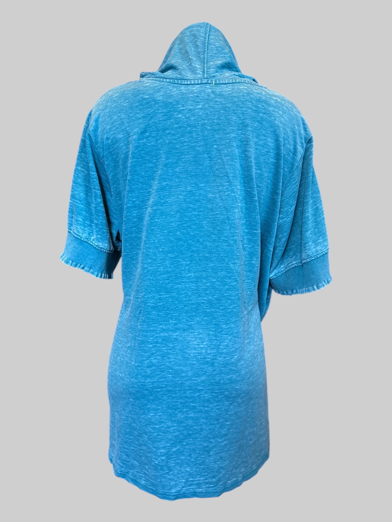 2X Heathered teal short sleeve hoodie with cuffed sleeves and ruffles