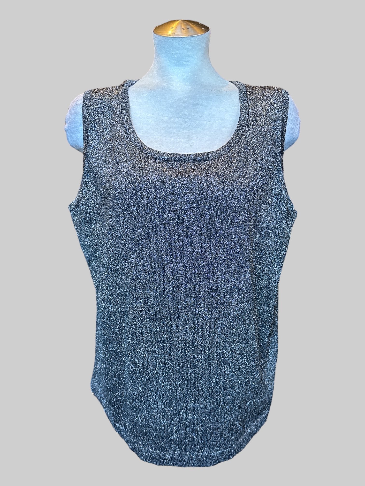 2X Black and silver sleeveless top