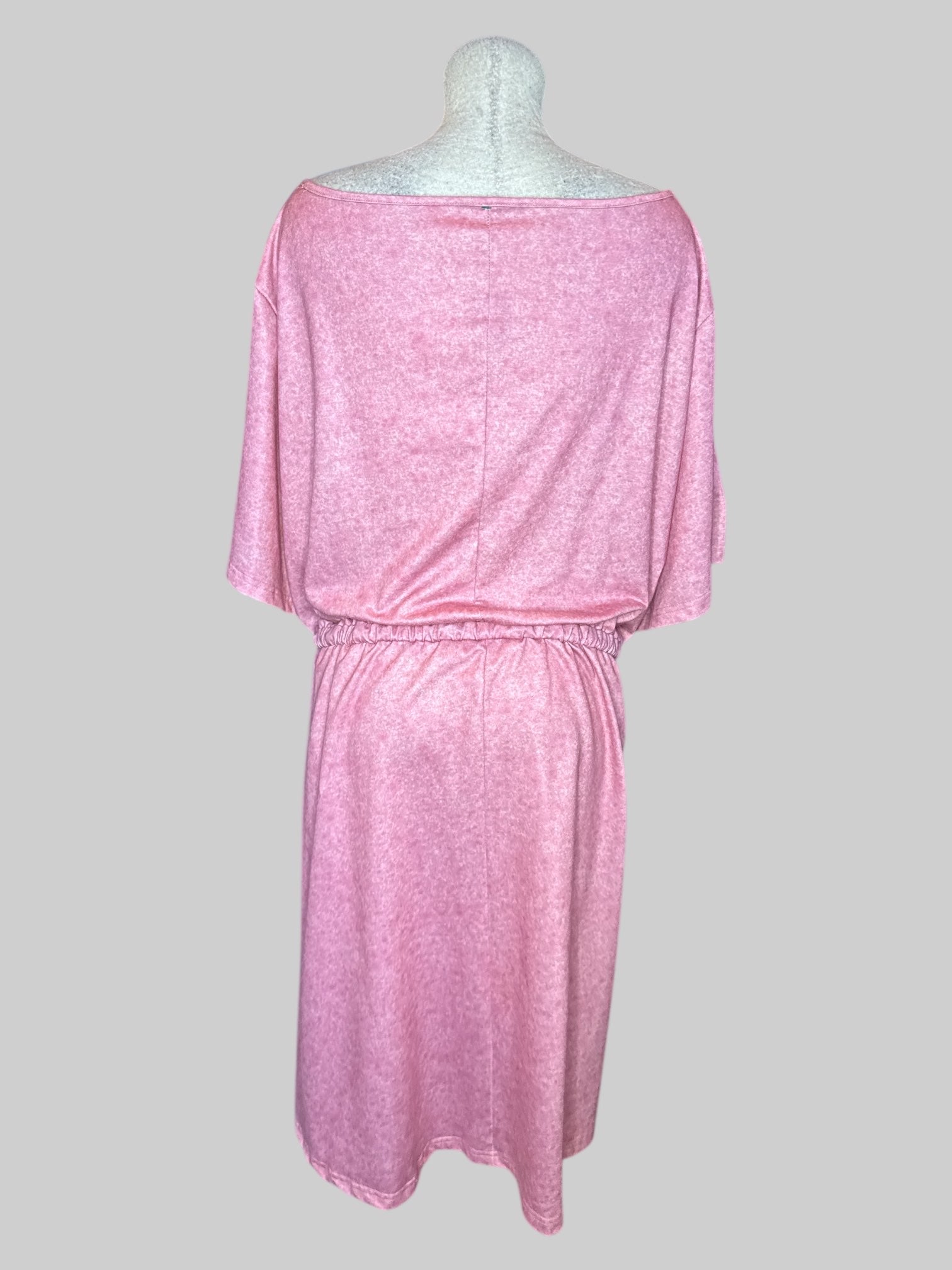 5X Heathered pink short sleeve dress with drawstring, and pockets