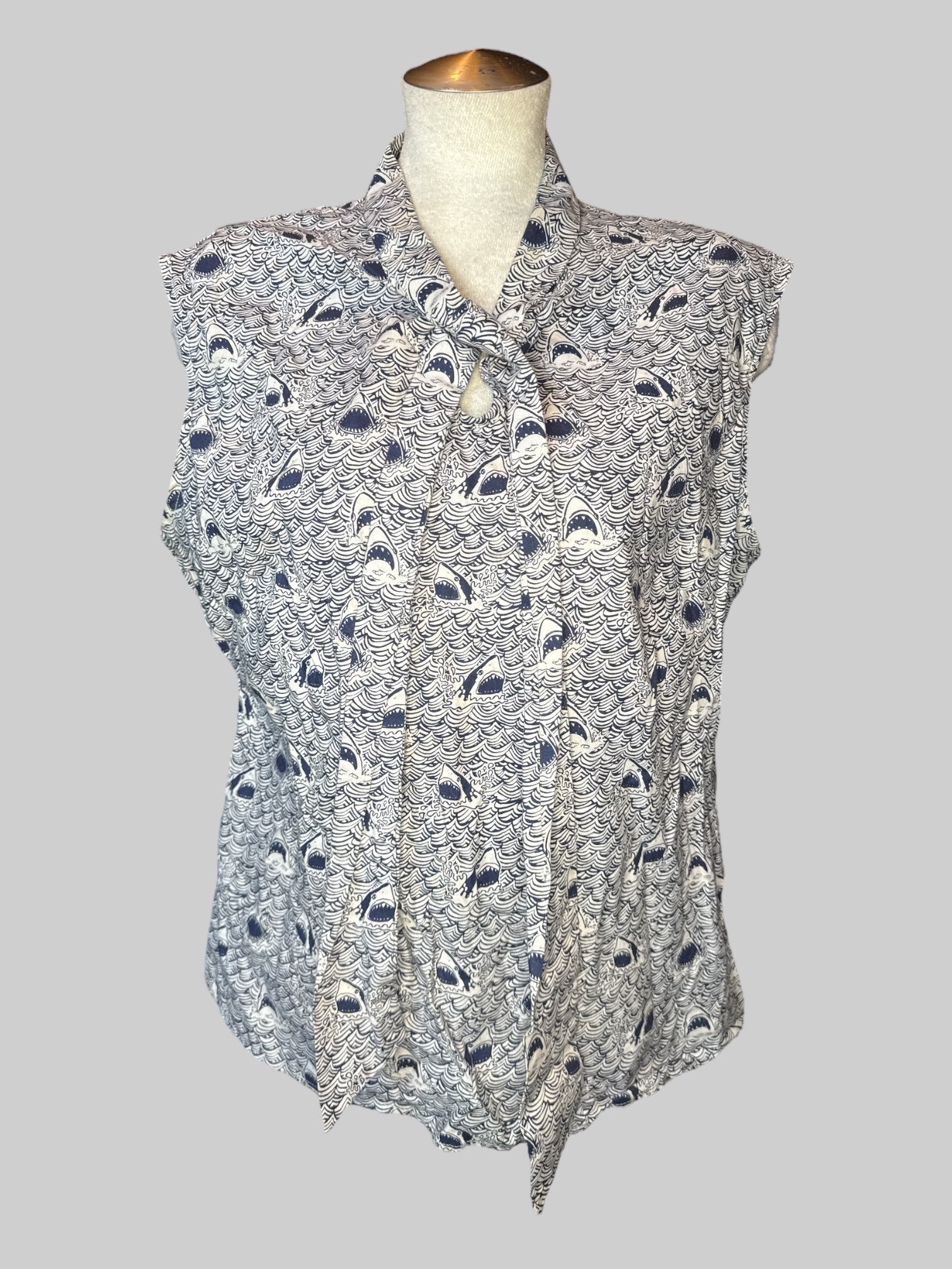 0X White sleeveless top with shark and wave, print, and tie on front