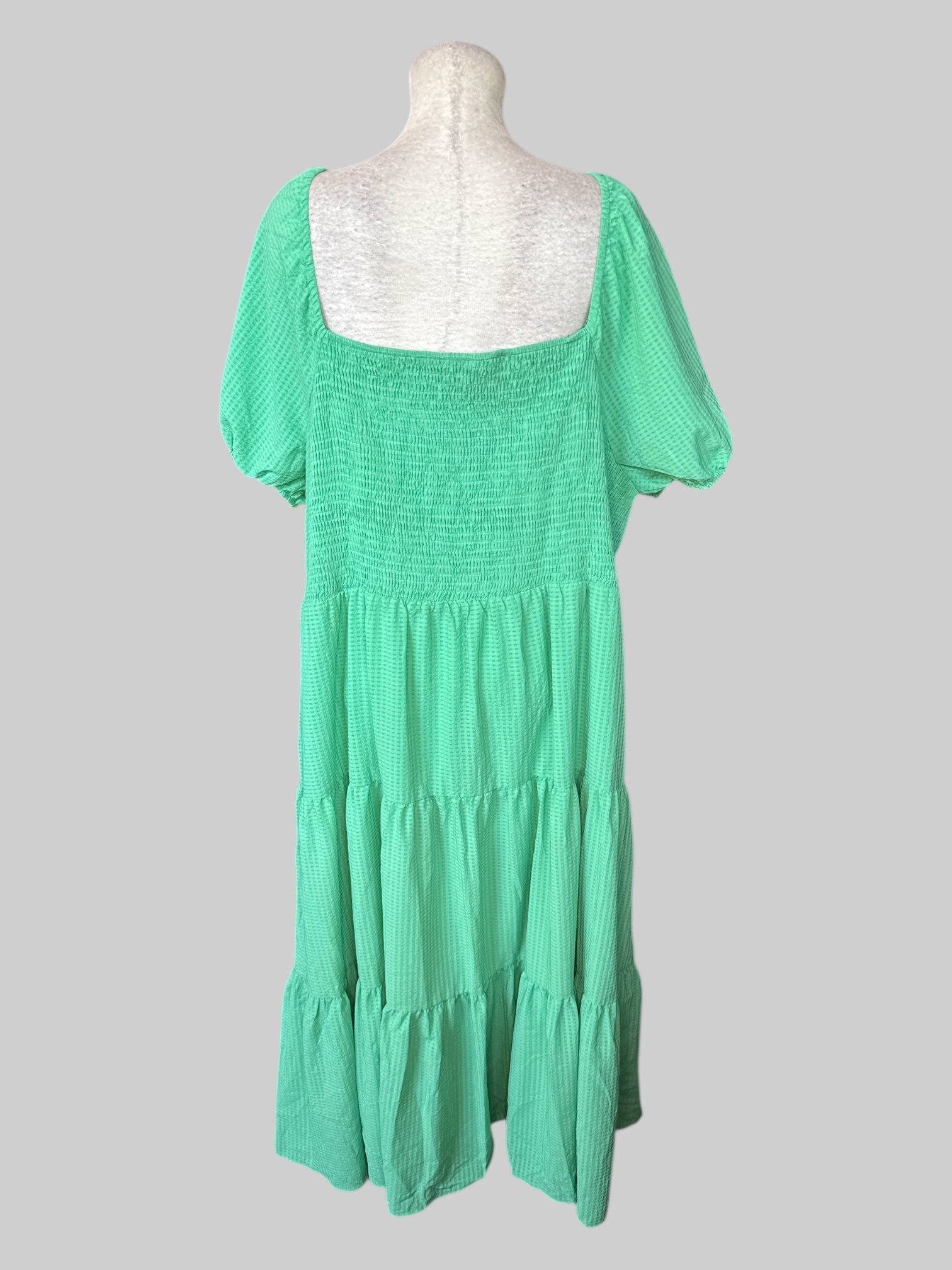5X Light green tiered short sleeve dress with shirred bodice and back, and balloon sleeves