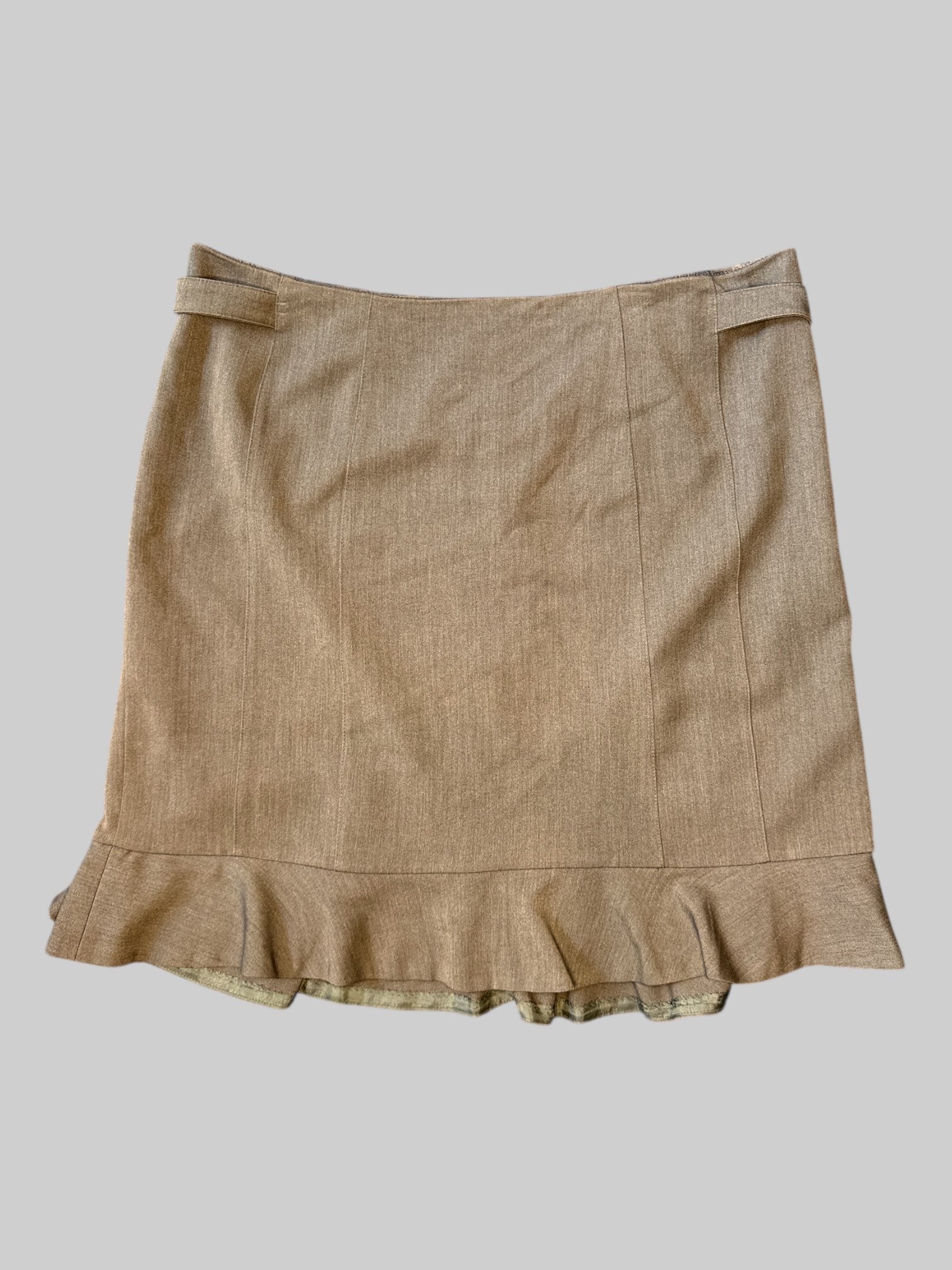 0X Grey skirt with panel design, buttons on side, and zipper on back