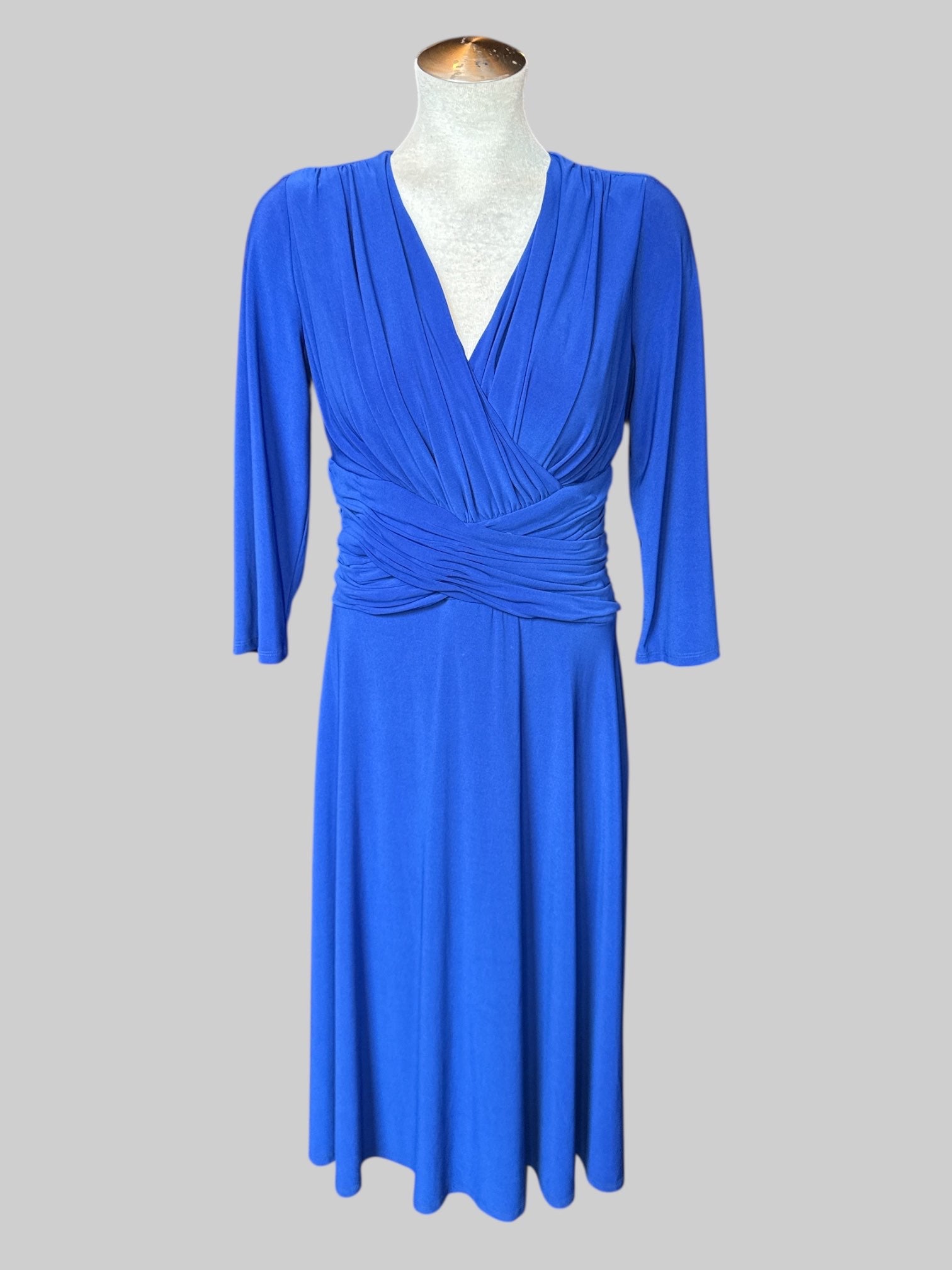 L Blue half sleeved dress with flowy layered design on front, and zipper on back