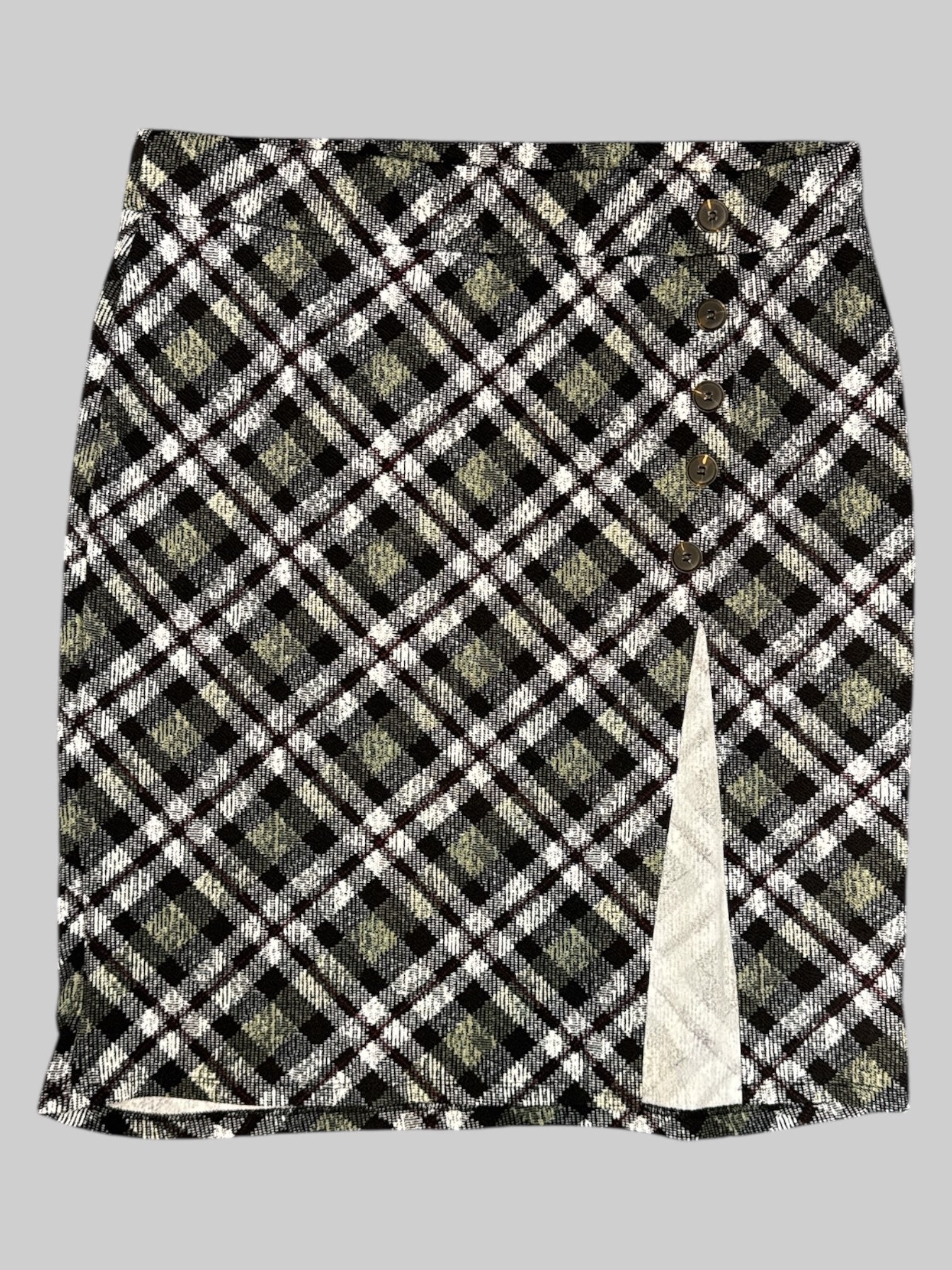 0X White, black, green and red plaid stretchy skirt with full buttons on front