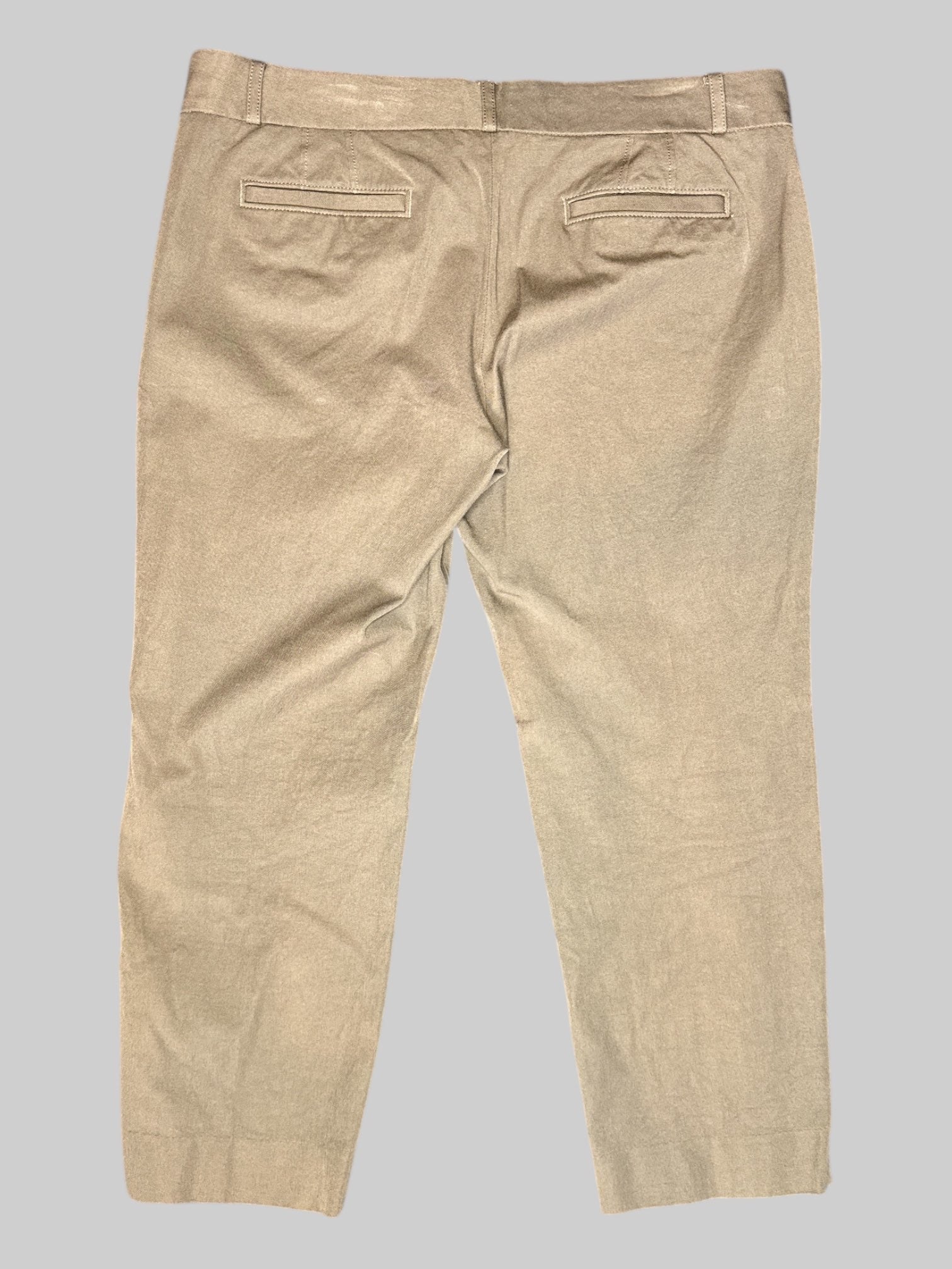 M Grey pants with pockets and belt loops