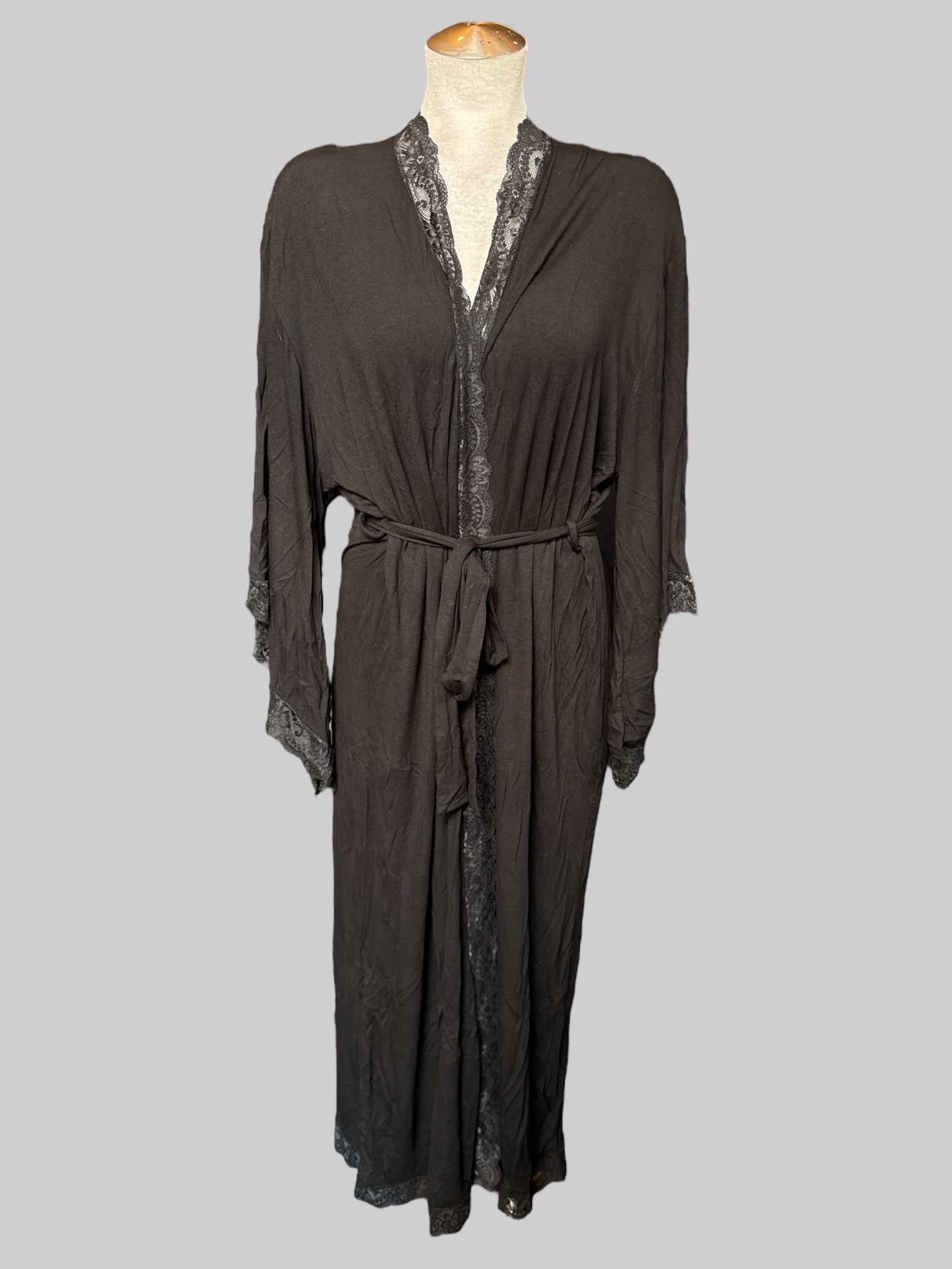 4X Black Fox Blood flowy robe with bell sleeves, lace trim,  and belt
