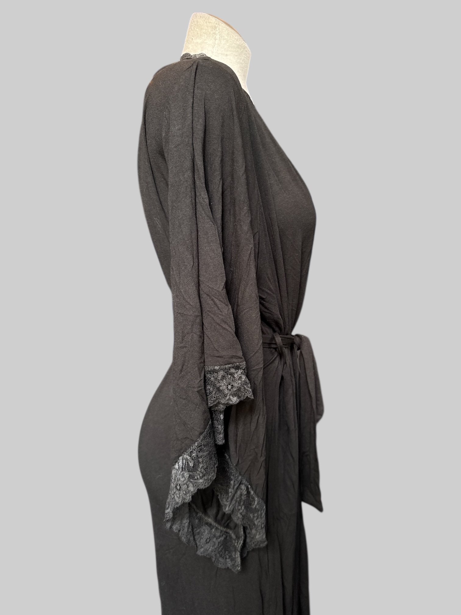4X Black Fox Blood flowy robe with bell sleeves, lace trim,  and belt