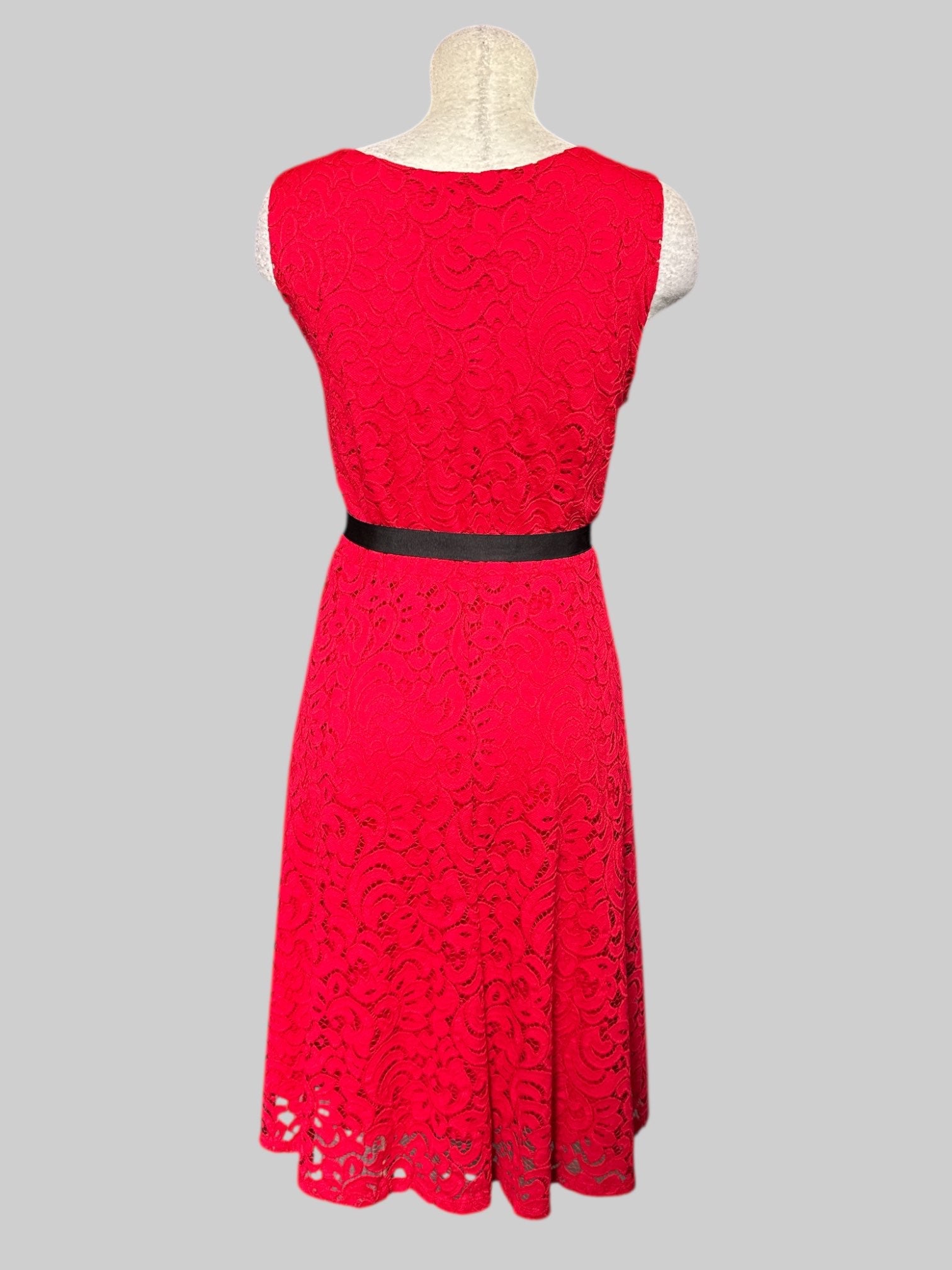 XL Red Lacey v neck dress with ribbon belt and side zipper