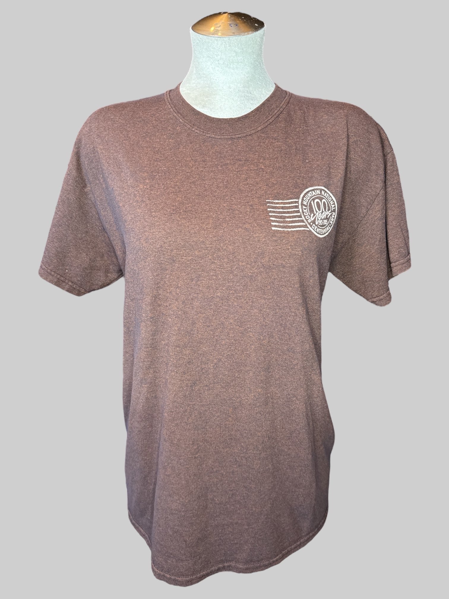 L Heathered brown tee with “Rocky Mountain national Park” graphic