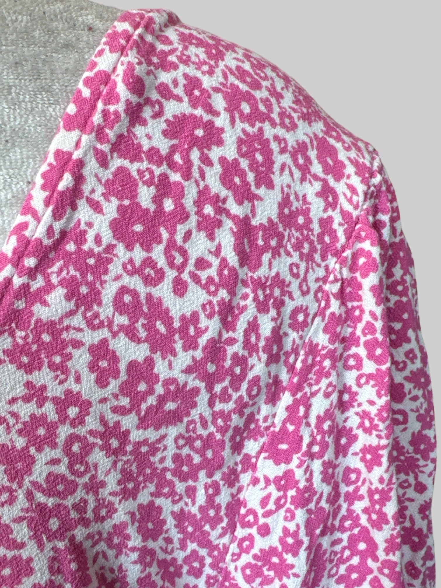 3X White and pink floral button-down dress with shirred bodice