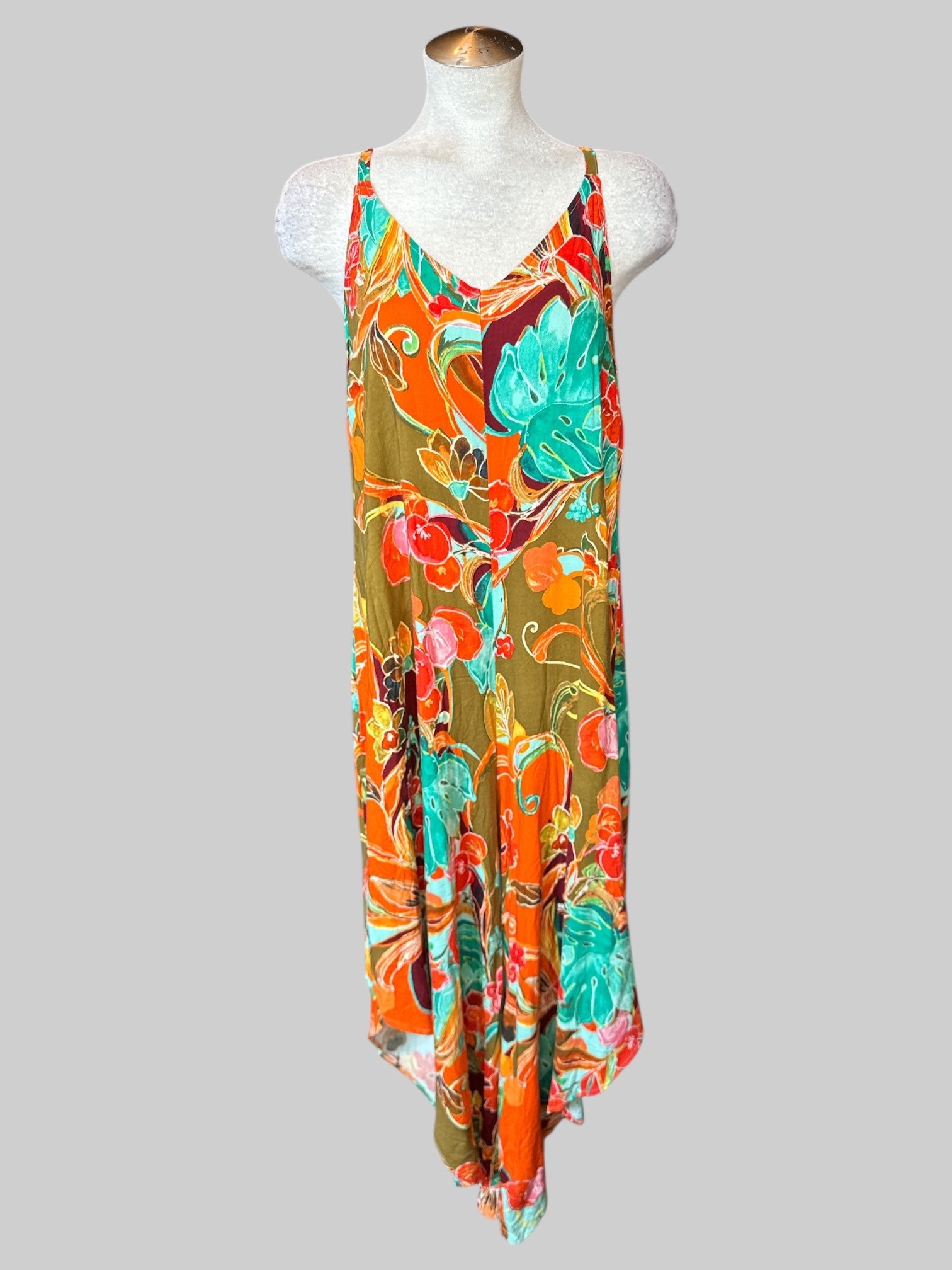 XL Multicolor floral romper that looks like dress, zipper on side, and strap detail on back