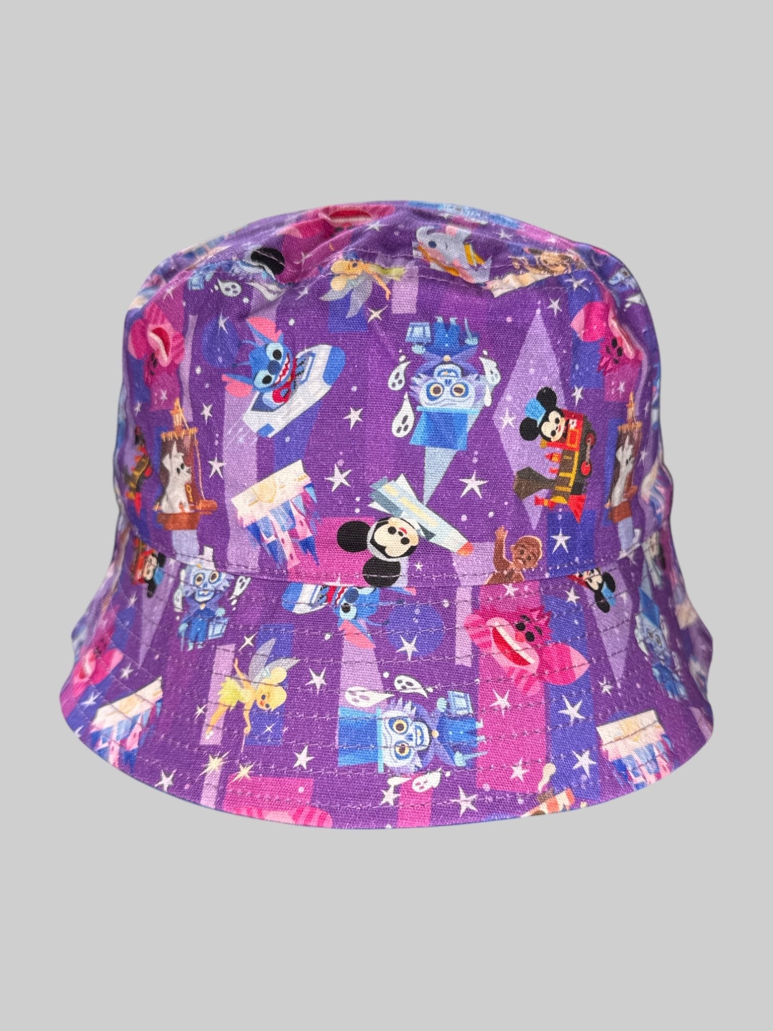 Reversible Disney themed bucket hat