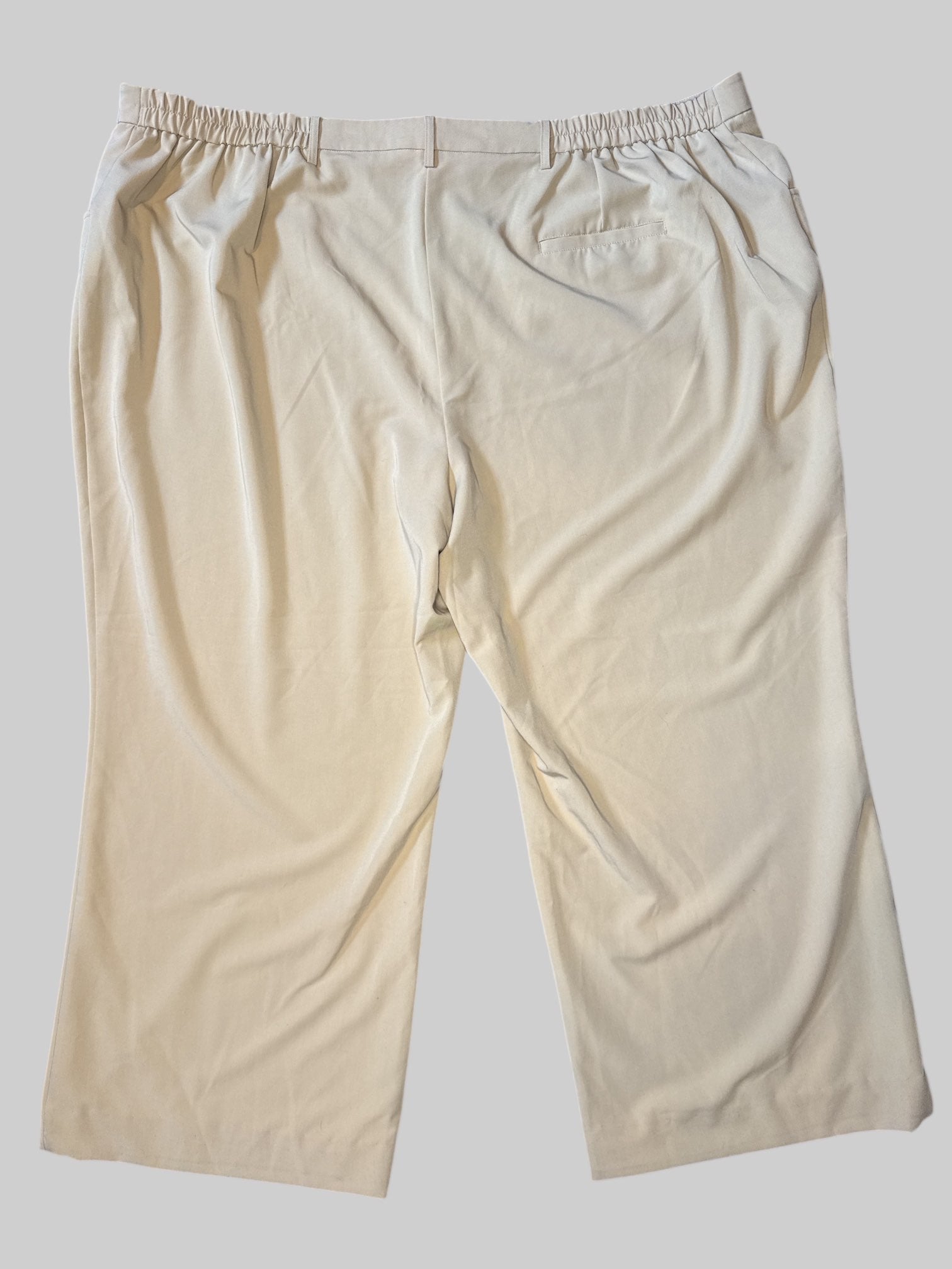 5X Tan pants with half elastic waist, pockets, and belt loops