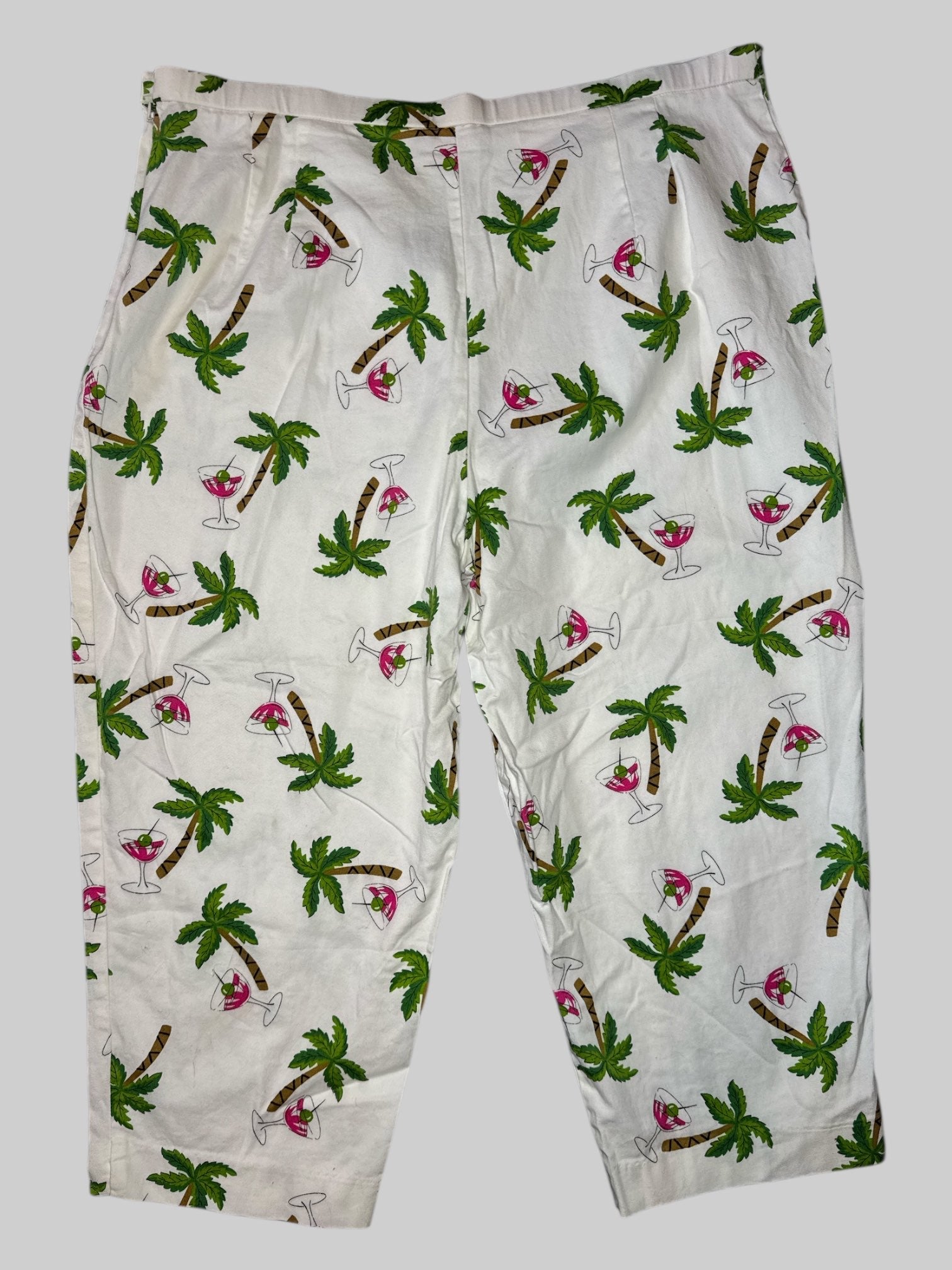 0X White short pants with palm tree and martini, print, and zipper and button on the side
