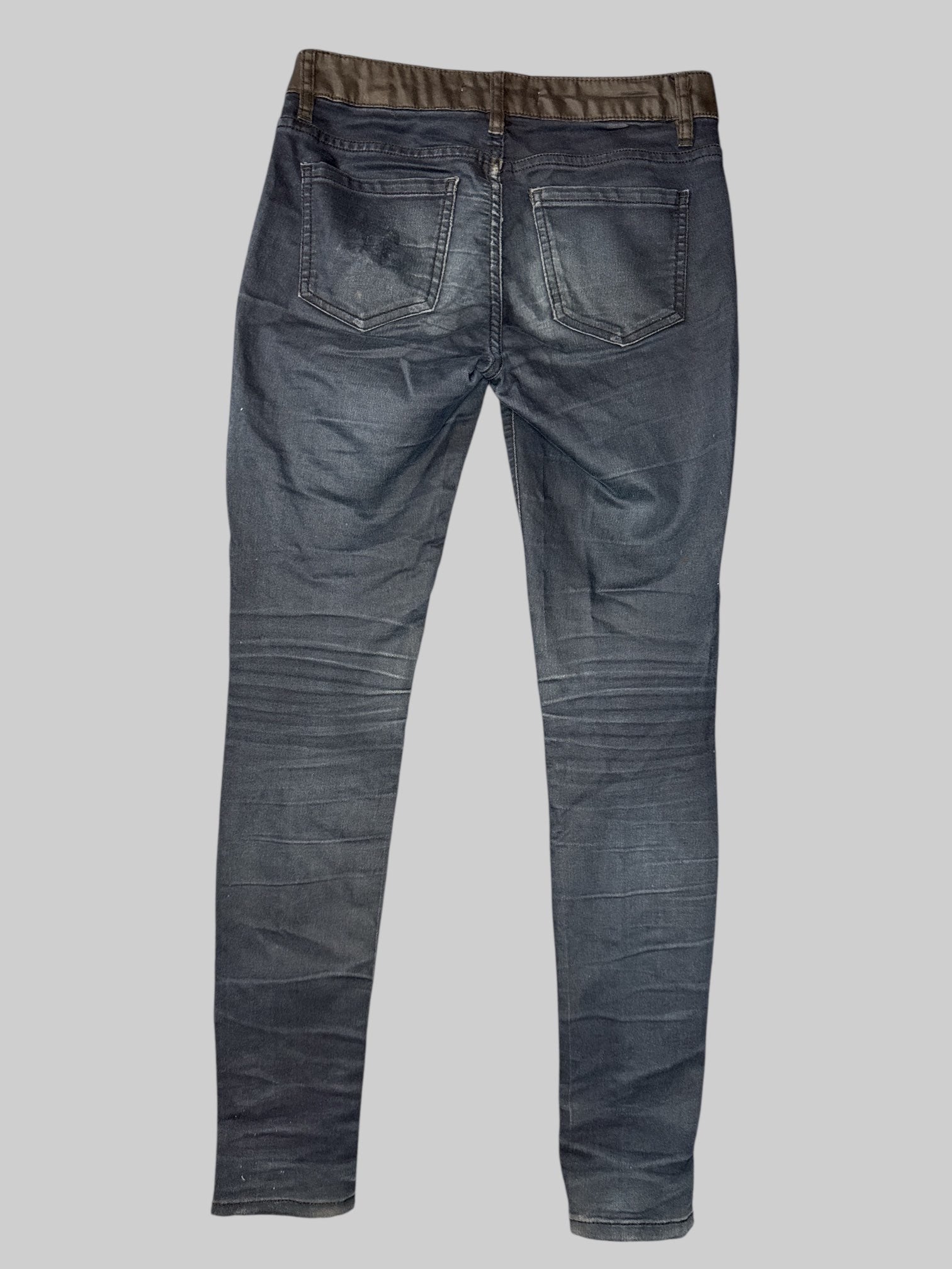 M Denim color pants with zipper pockets, belt loops, and pleather details