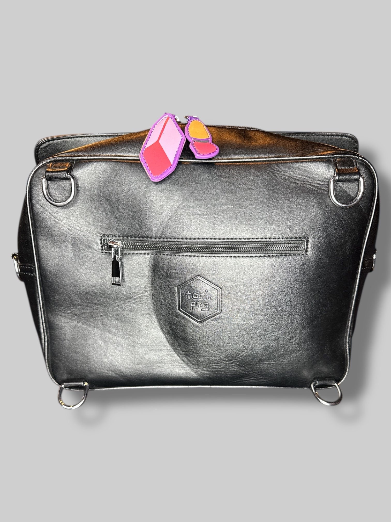 Rare Tori-PNG MX paint Ita bag with two interchangeable, backgrounds, and included straps