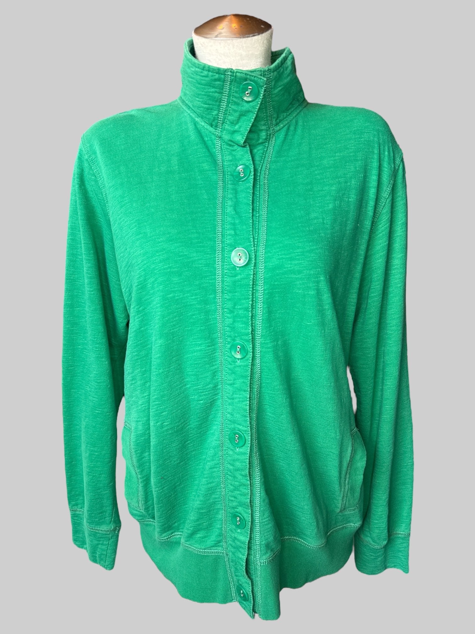 0X Green button down sweater with pockets