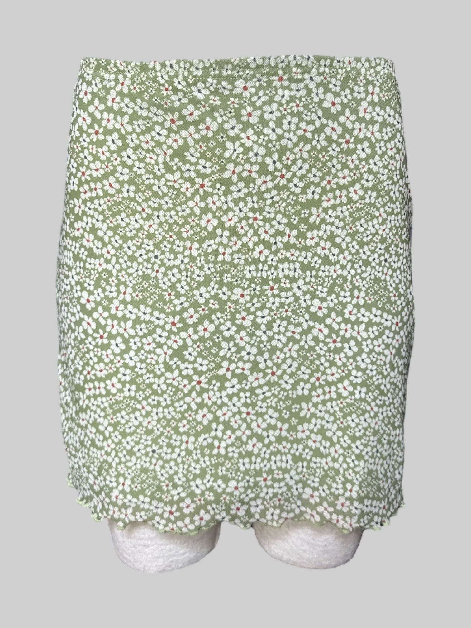 M Short green skirt with white florals and lettuce trim