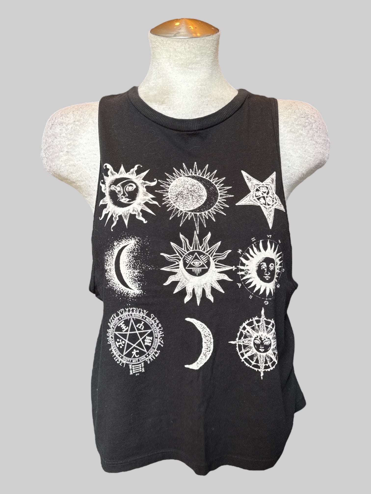 L Black muscle tee with celestial graphics