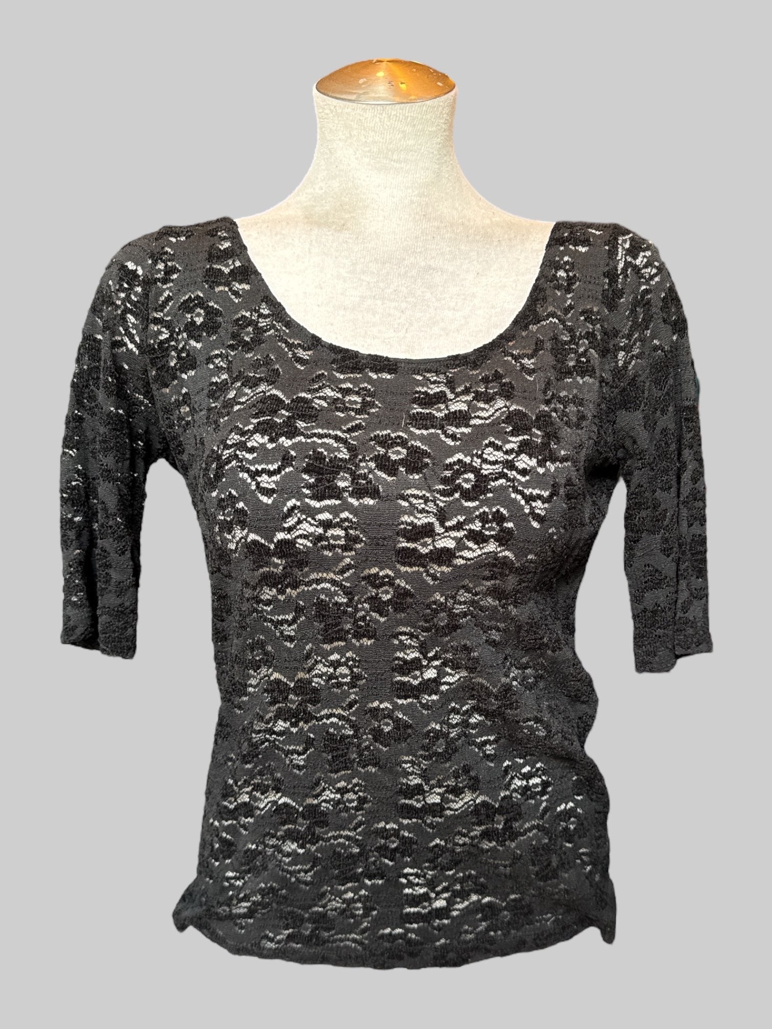 XL Black sheer lace floral top with half sleeves