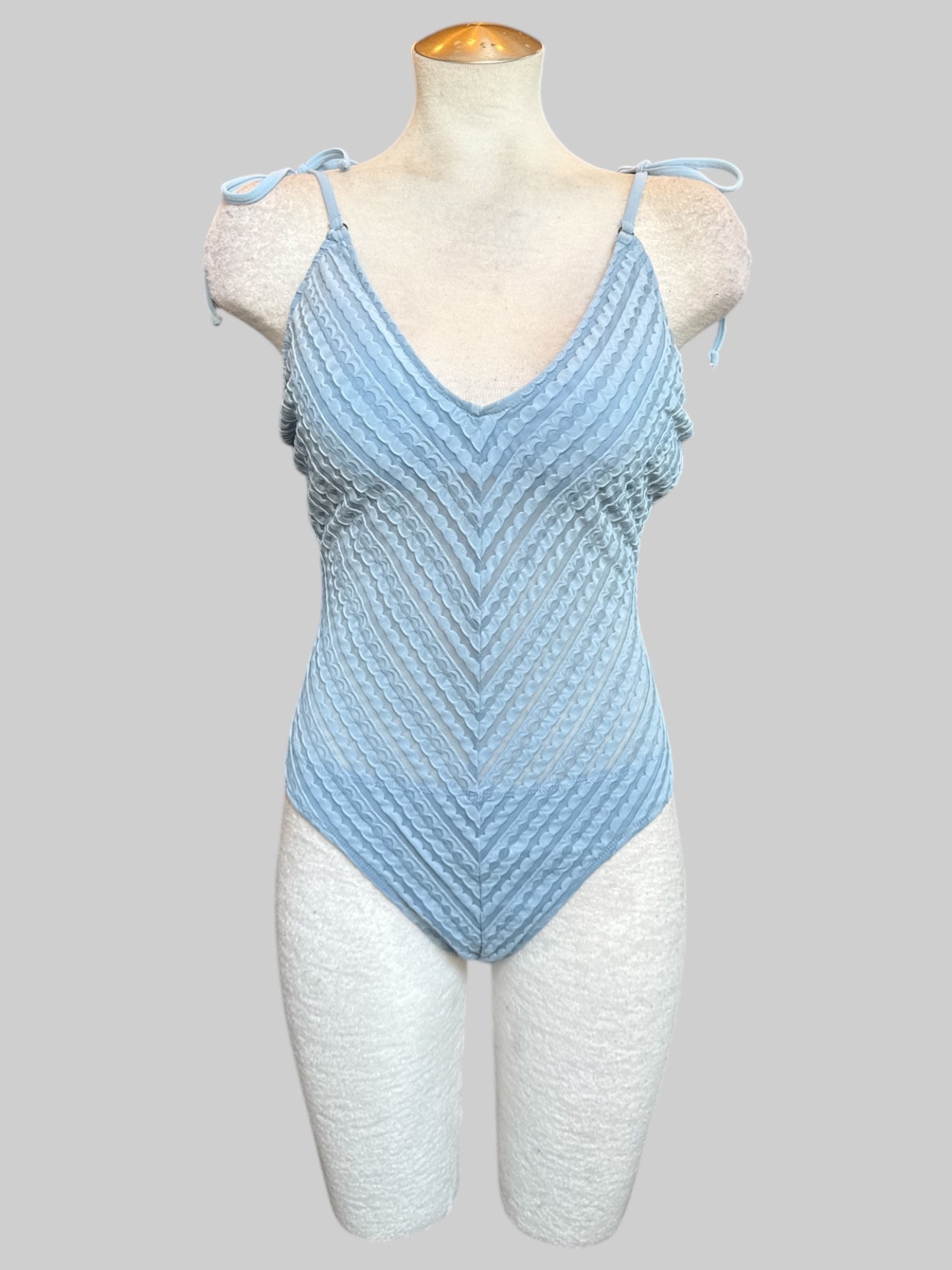 XL NWT Robin Piccone blue textured swimsuit