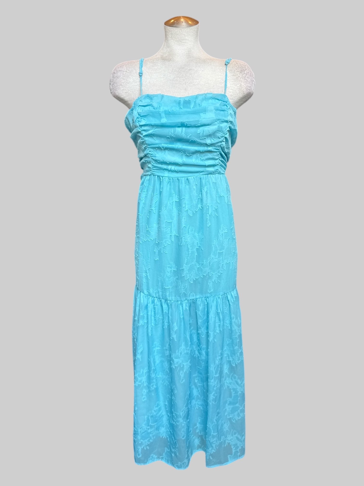 2X Beautiful flowy blue tiered maxi dress with textured florals, ruching on chest, and open back with tie