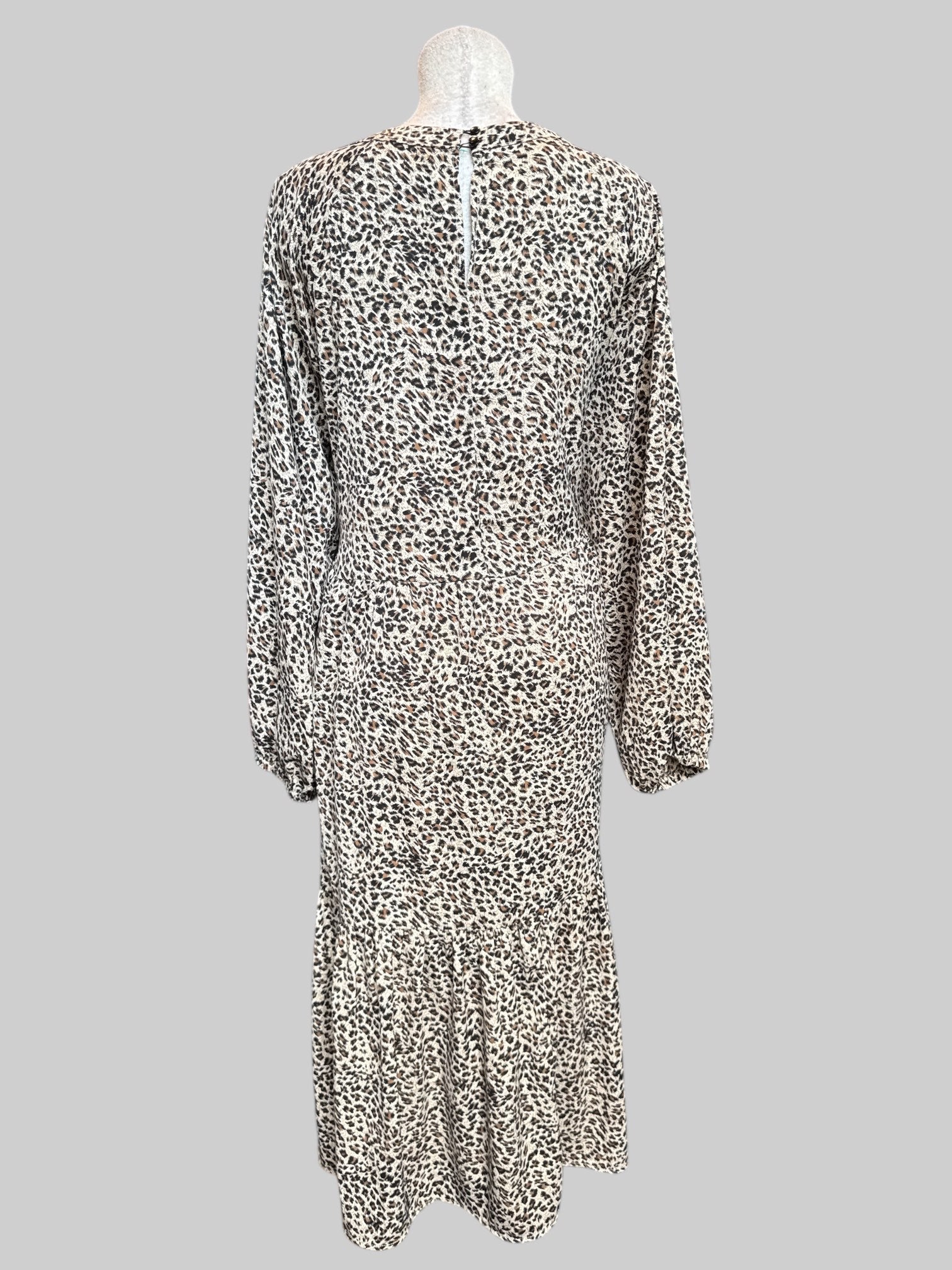 3X Tan animal print tiered lightweight flowy dress with balloon sleeves and keyhole back