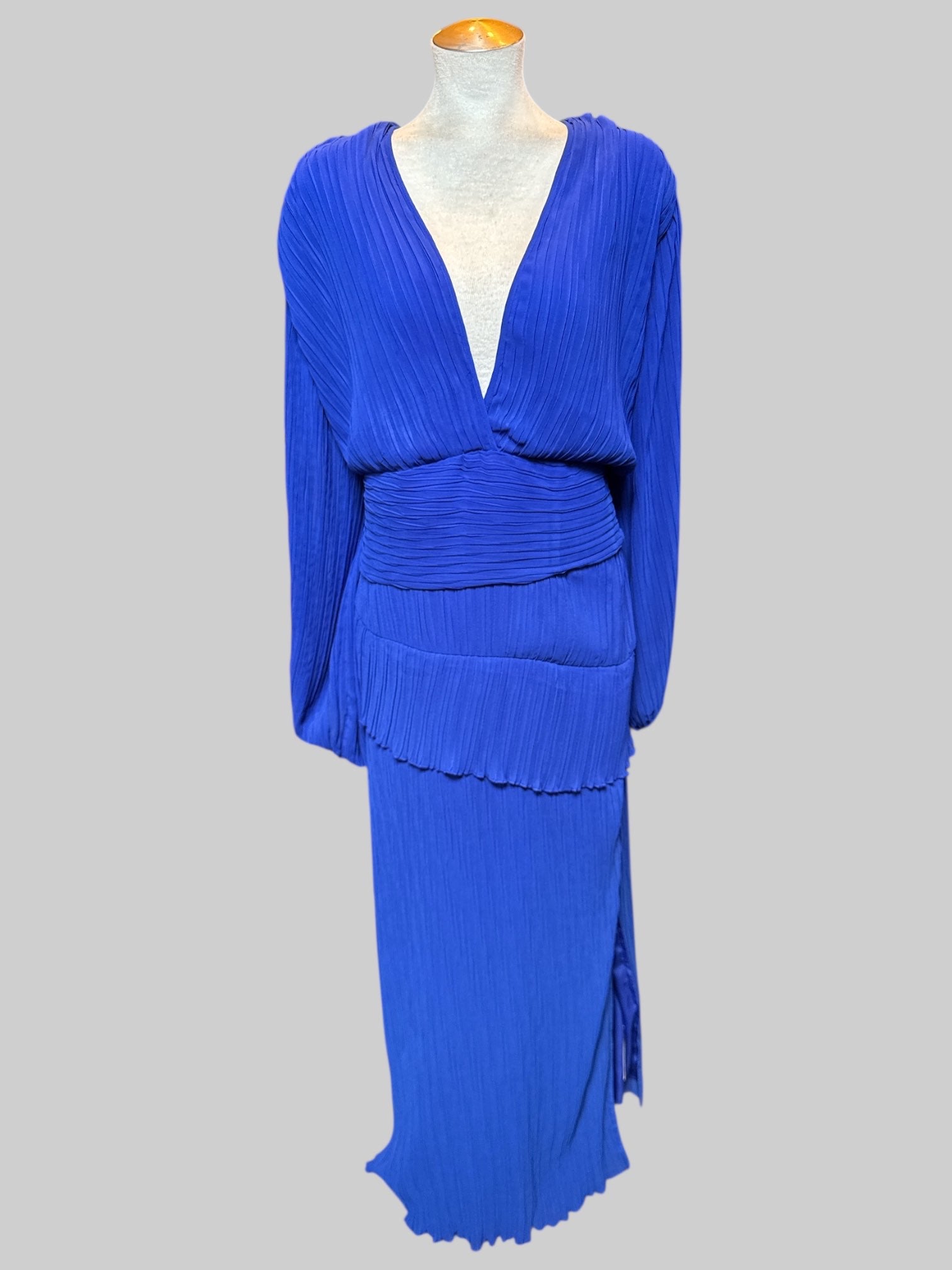 3X Royal blue maxi dress with sheer sleeves, lots of pleating and ruching, and keyhole back