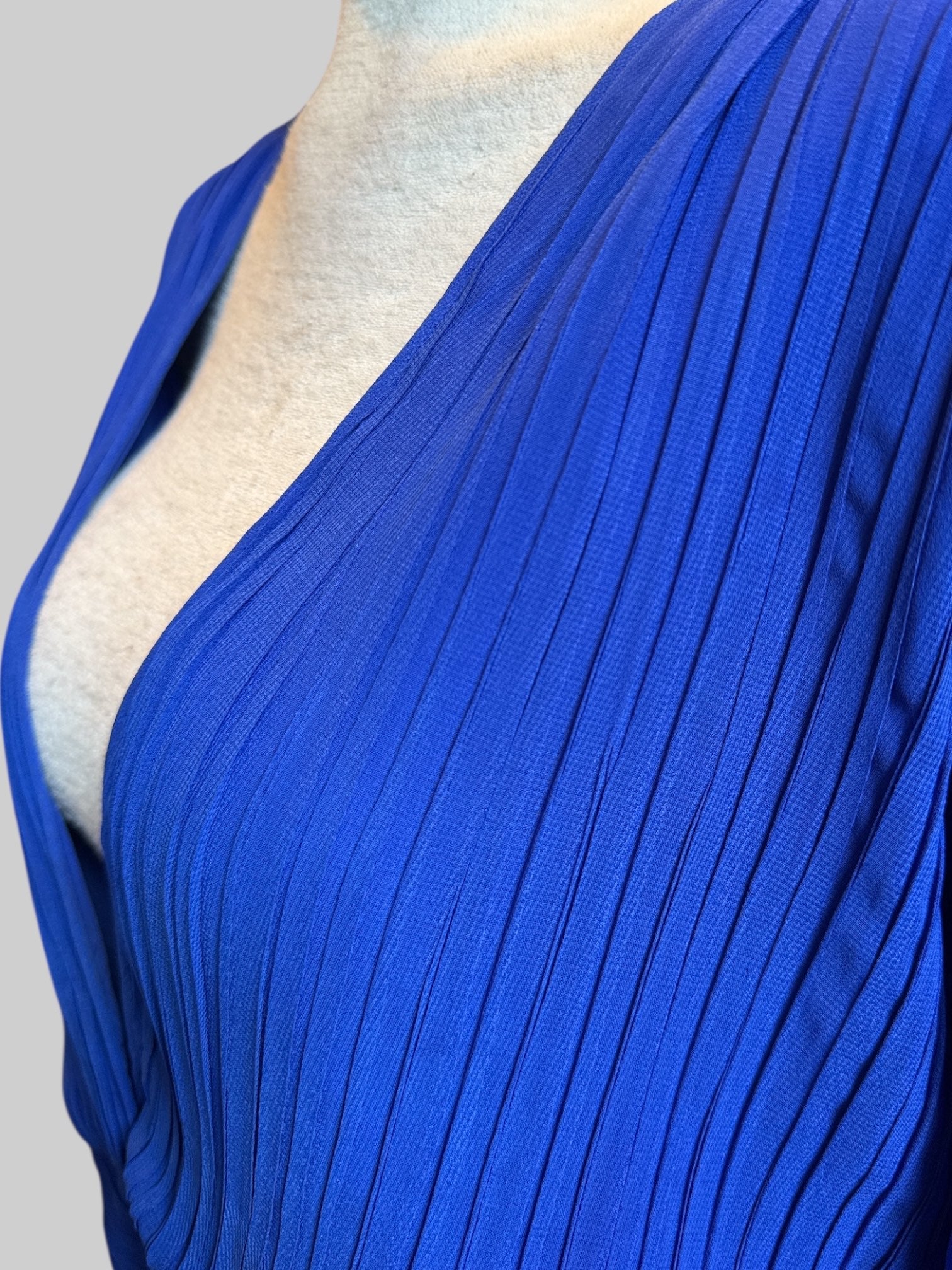 3X Royal blue maxi dress with sheer sleeves, lots of pleating and ruching, and keyhole back