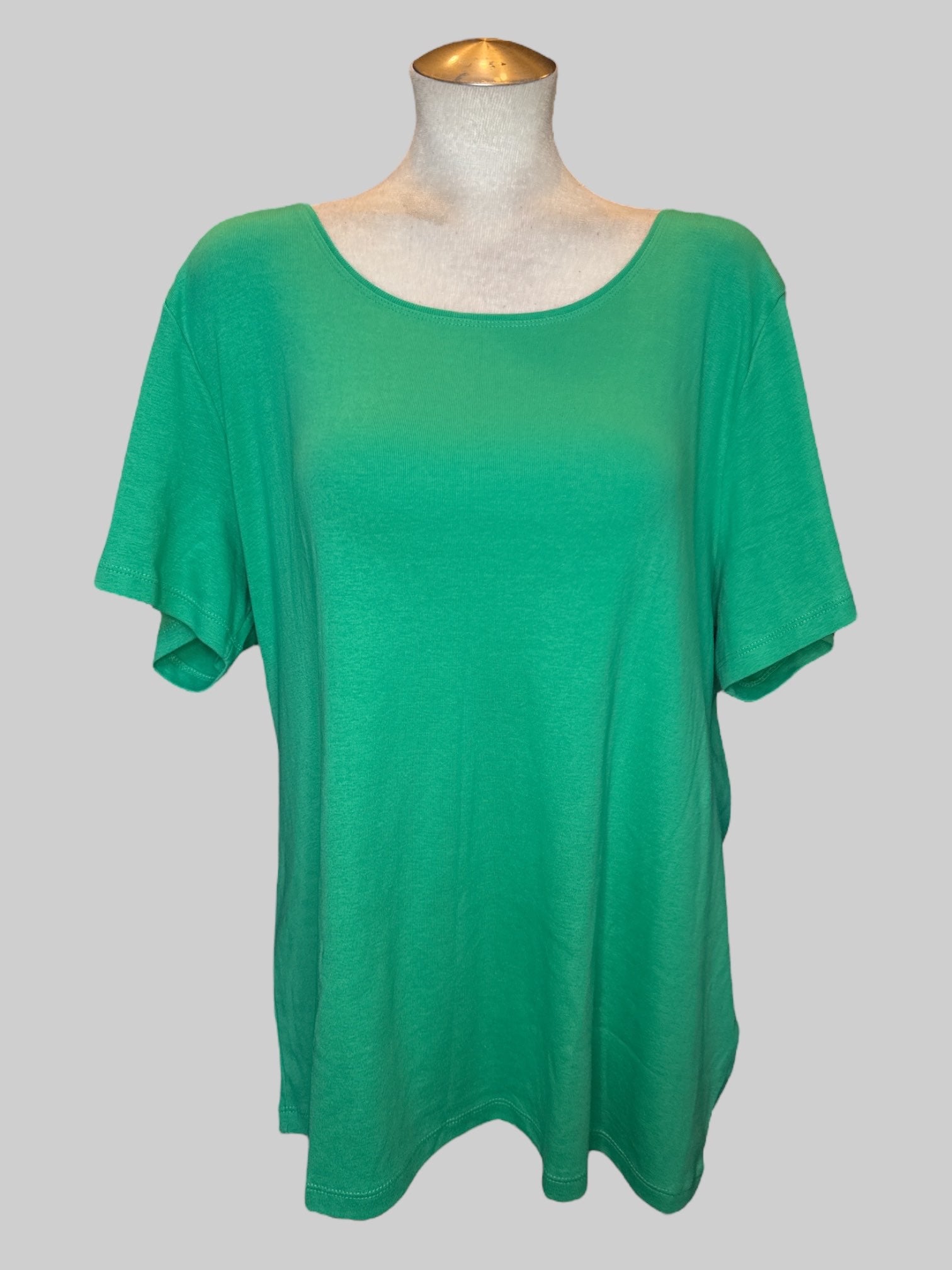 4X NWT light green t shirt