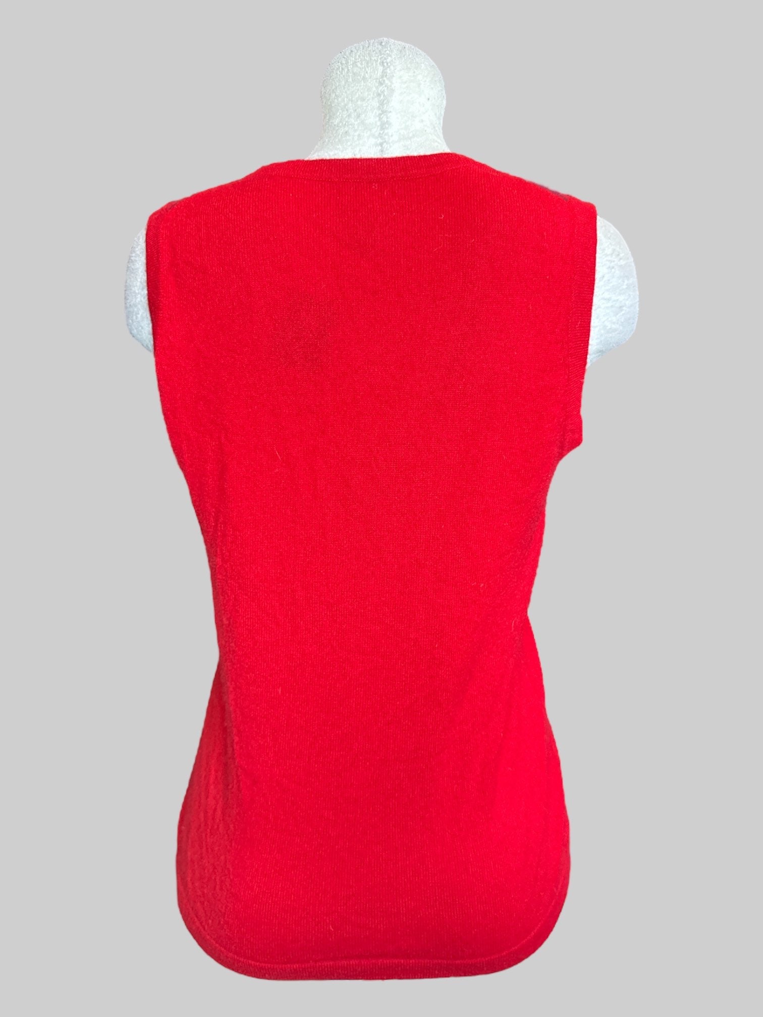 L 100% Cashmere red sweater vest with red, purple, and pink argyle pattern