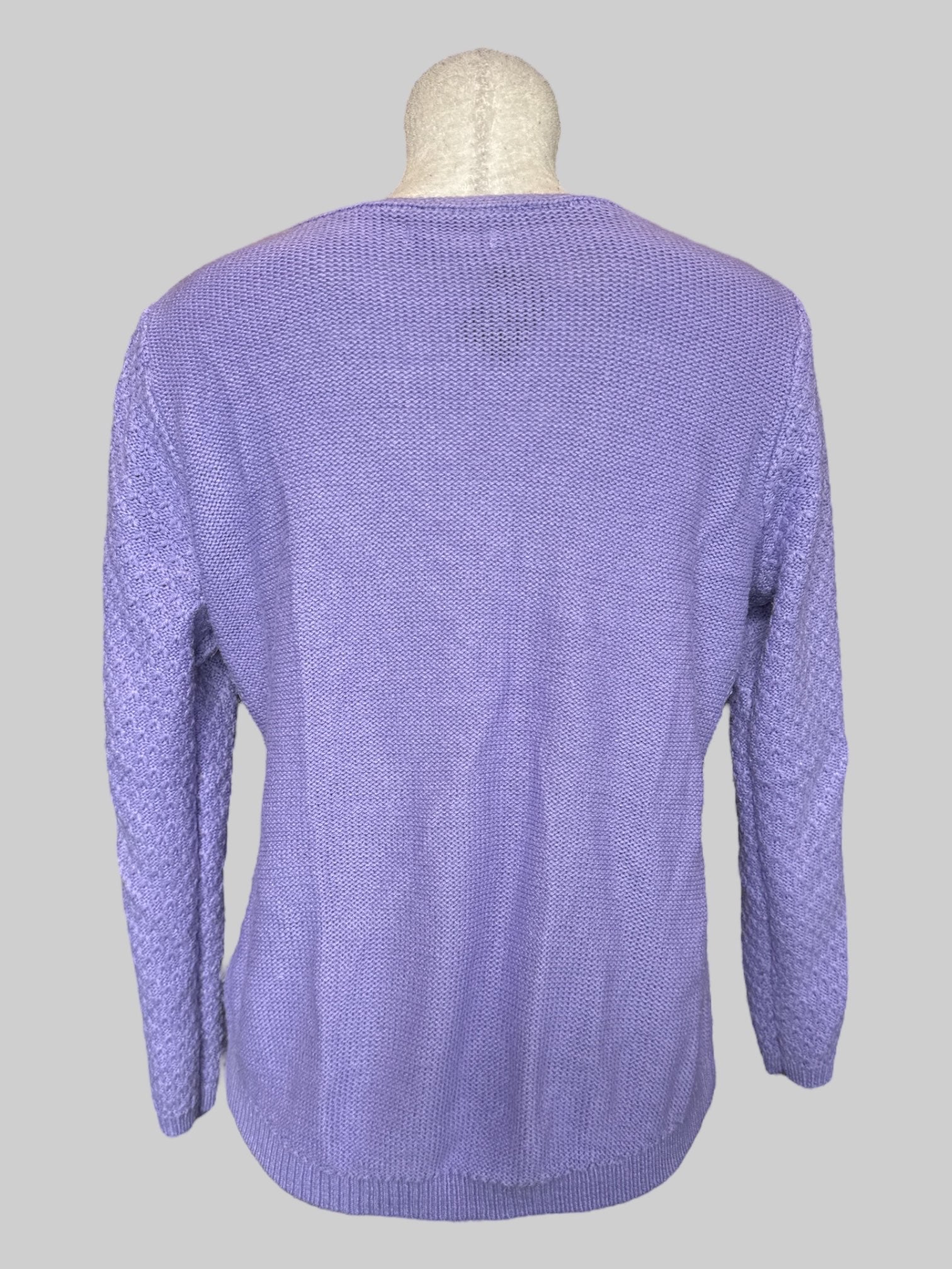 0X Light purple knit sweater