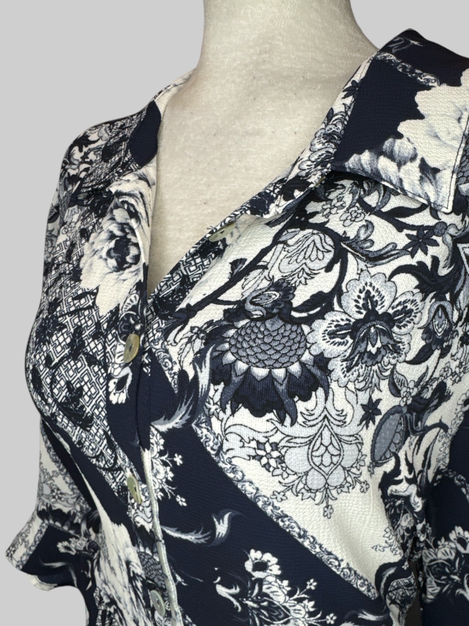 3X NWT Flowy blue button up tiered dress with white and blue multi pattern florals and geometric designs