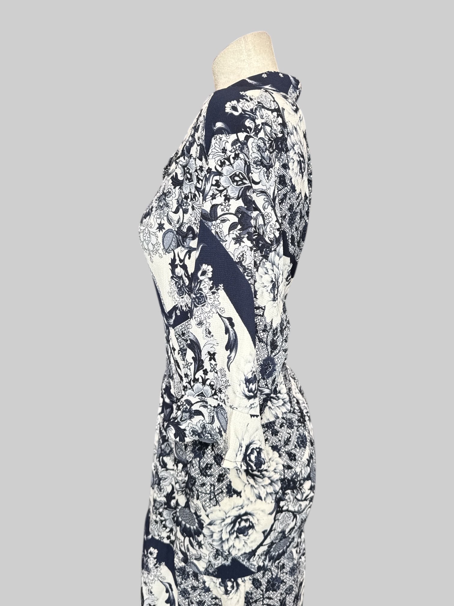 3X NWT Flowy blue button up tiered dress with white and blue multi pattern florals and geometric designs