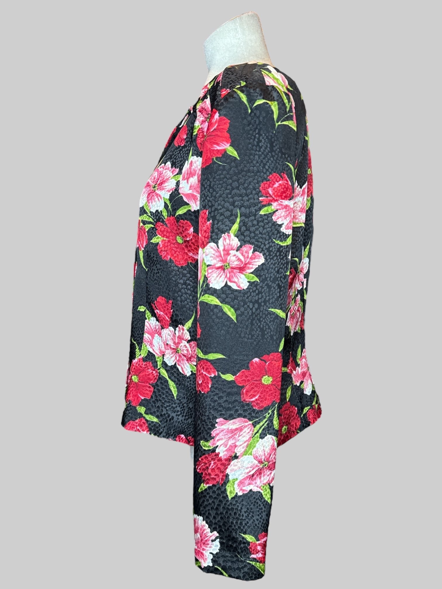 XL Vintage black textured button up top with pleating on shoulders and red, pink, and green florals