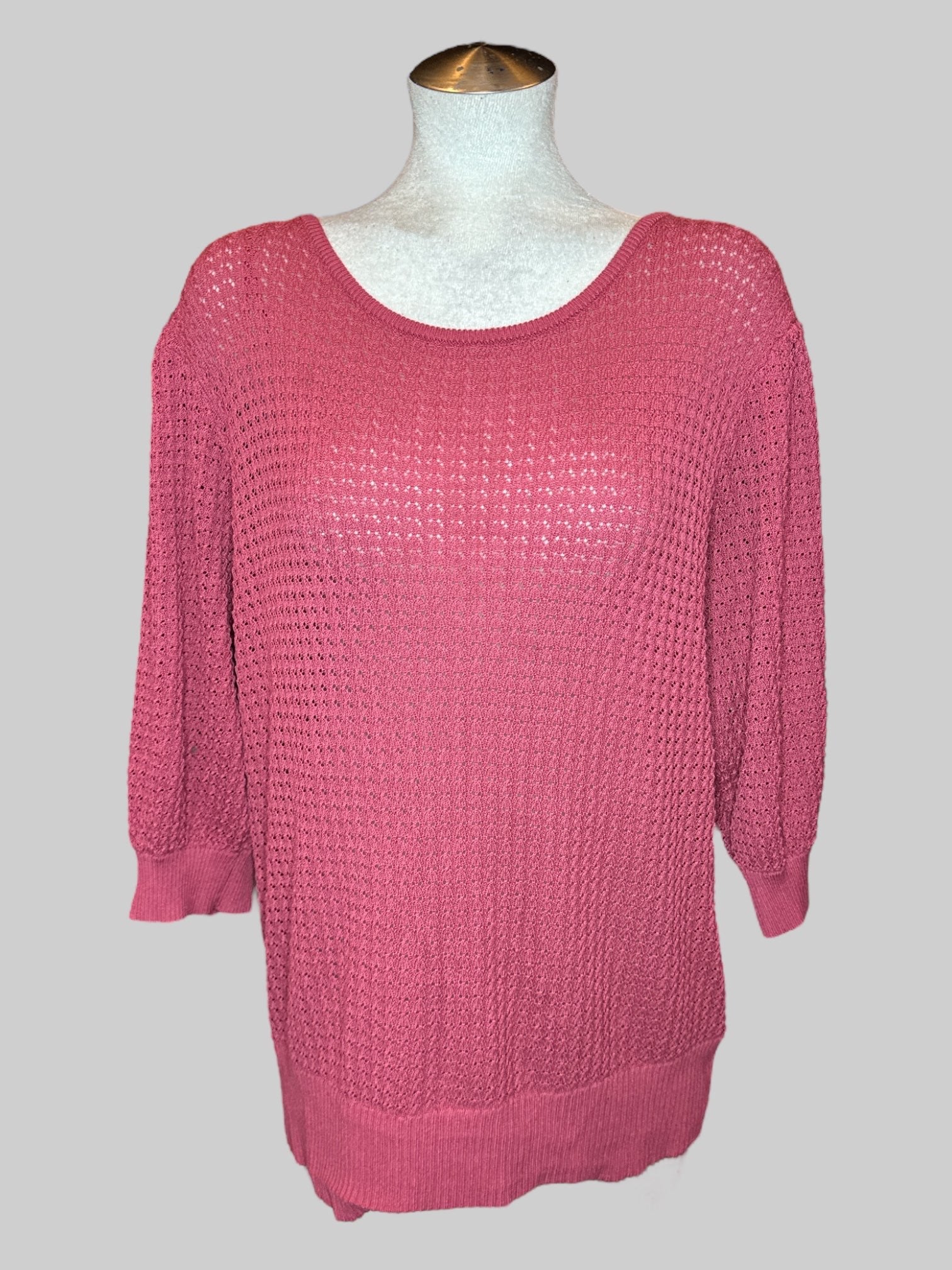 4X Pink knit sweater with quarter sleeves